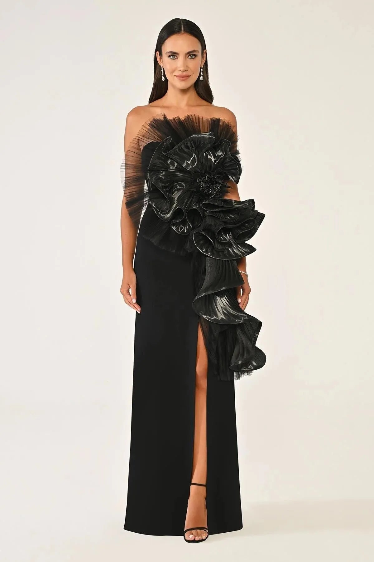 Strapless Pleated Accessory Crepe Long Evening Dress