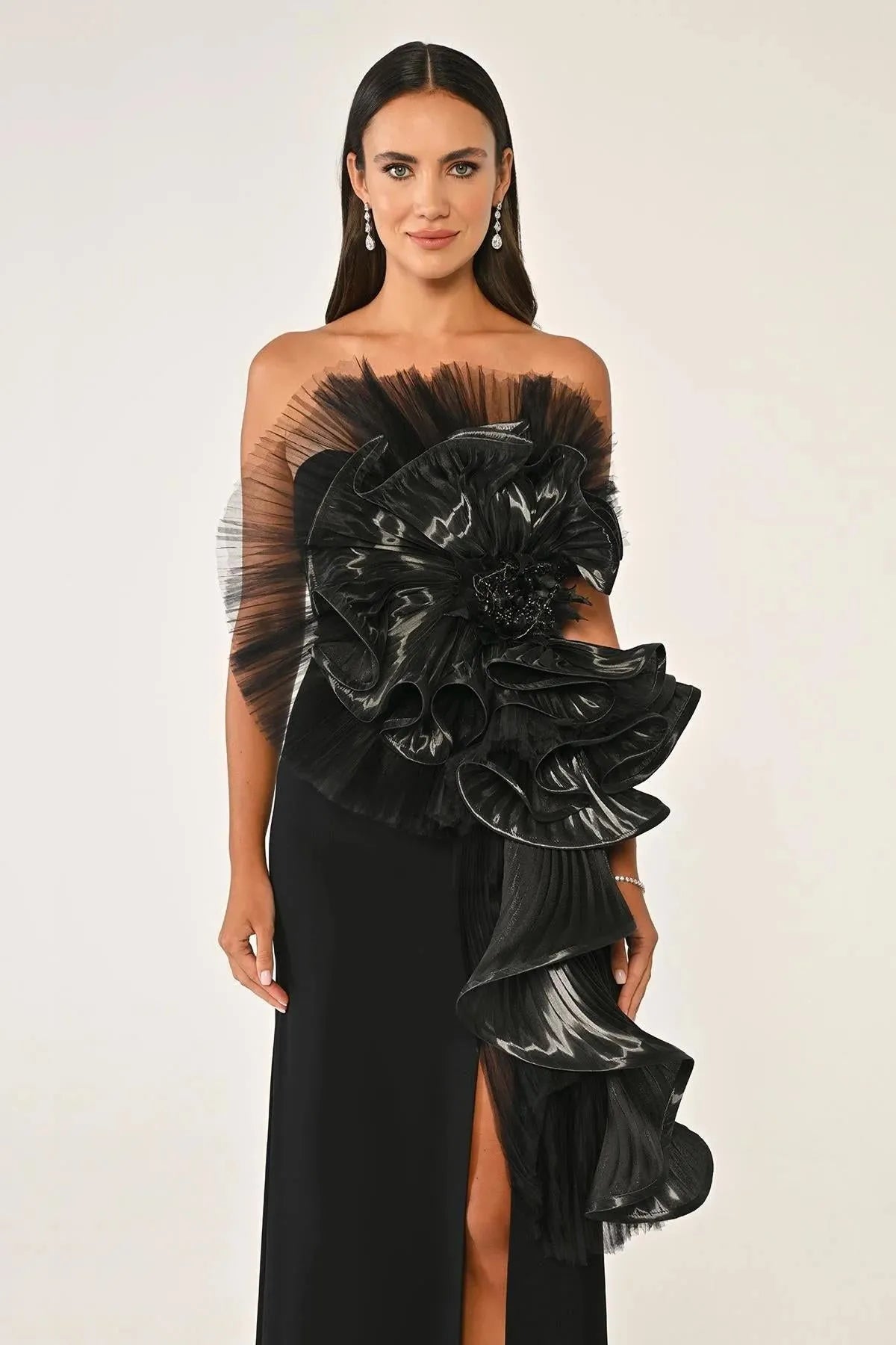 Strapless Pleated Accessory Crepe Long Evening Dress