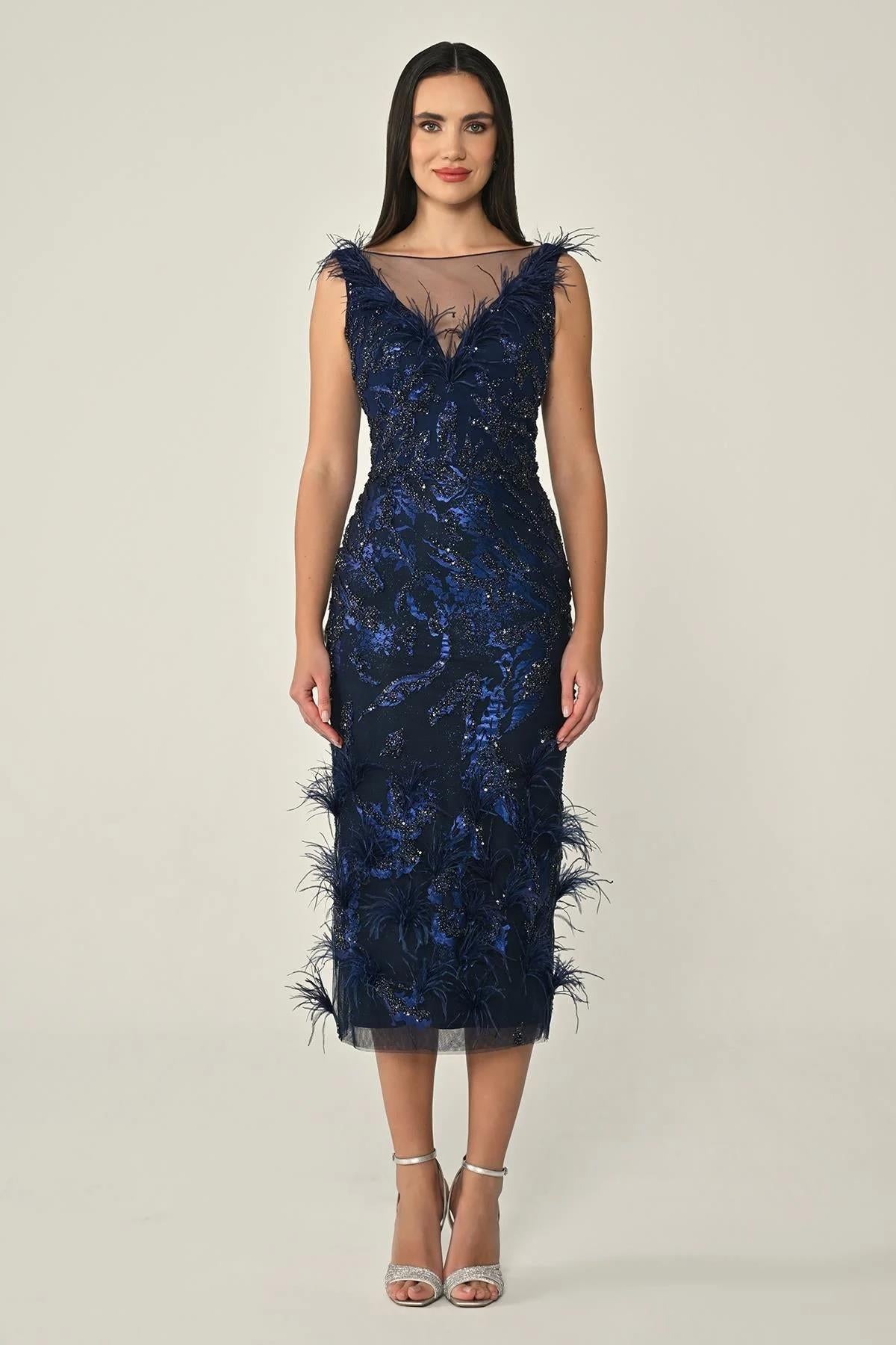 V Neck Sleeveless Pleated Sequin Midi Plus Size Evening Dress