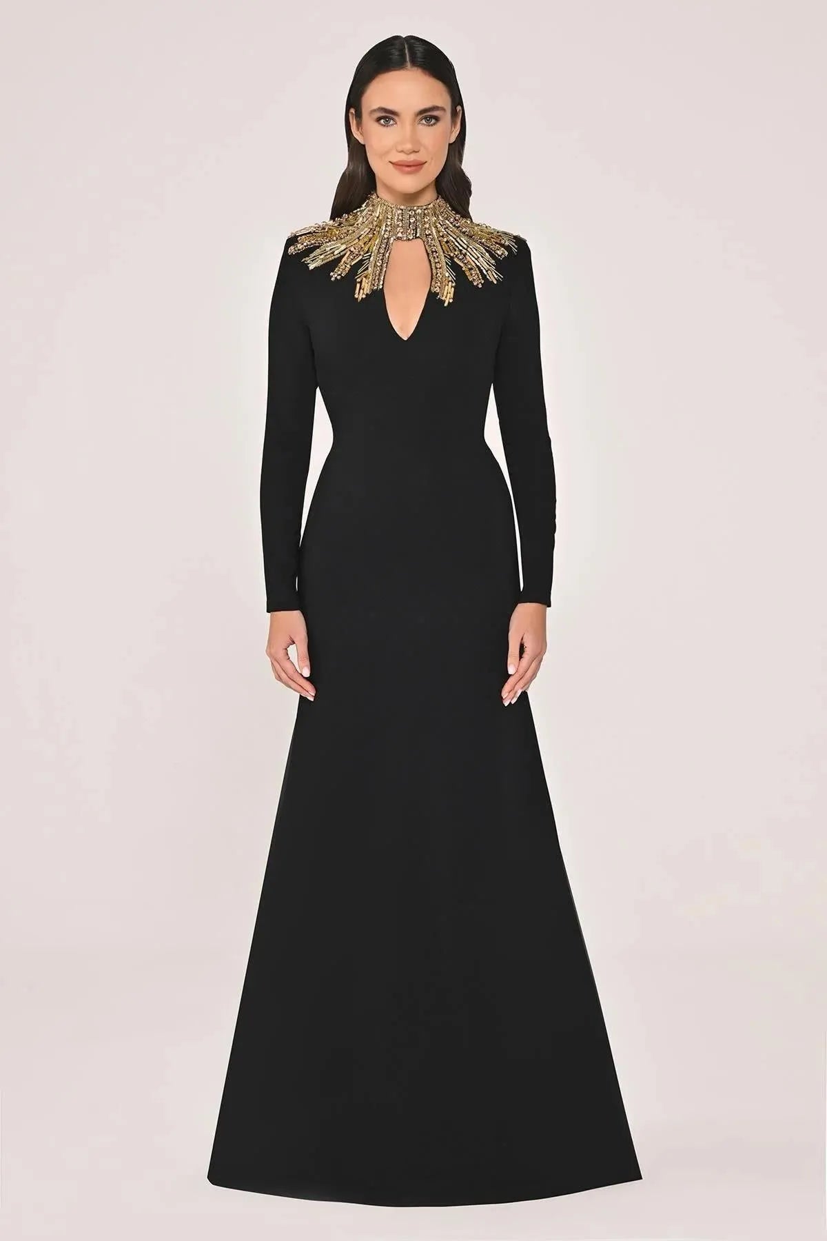 Uzun Kollu Üst Aksesarlı Sırt Dekolteli Krep Uzun Abiye Elbise