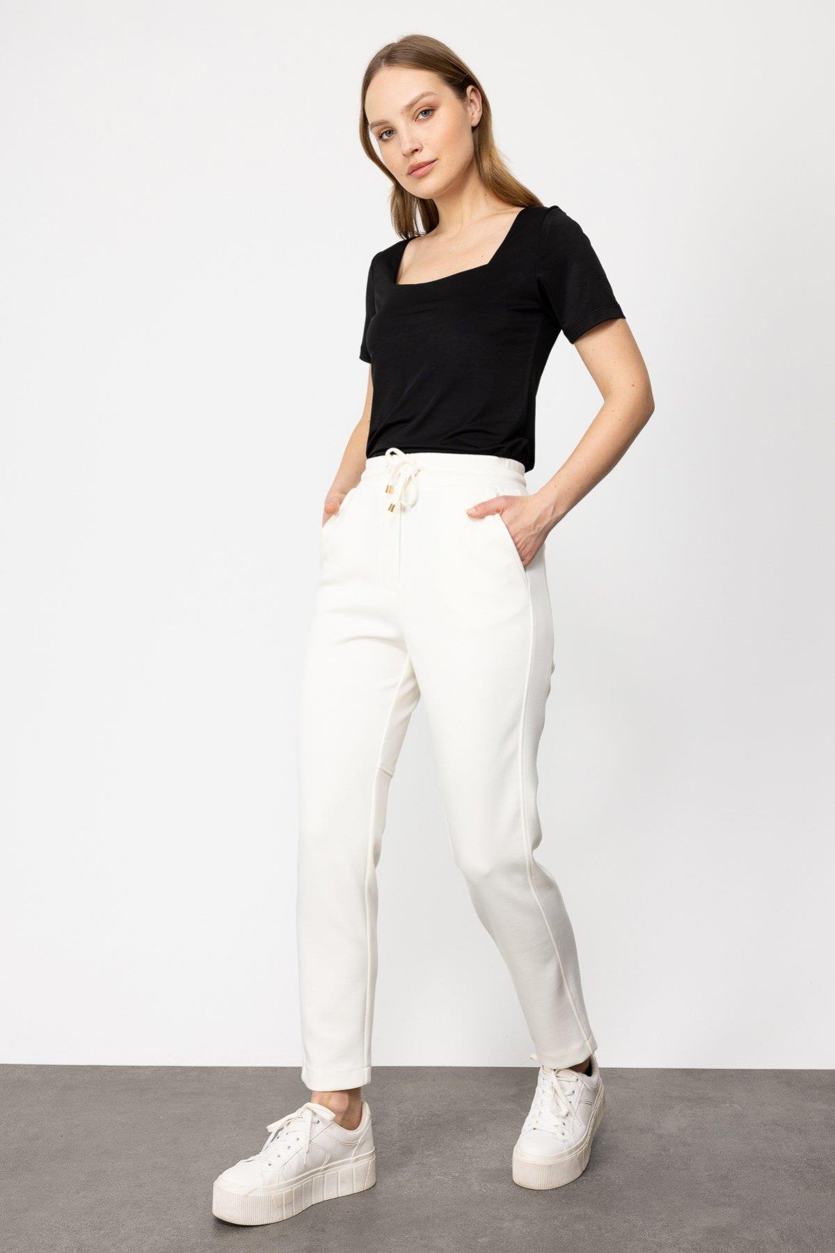 Beli Lastikli Arkası Dikiş Detaylı Pantolon - Eser Giyim