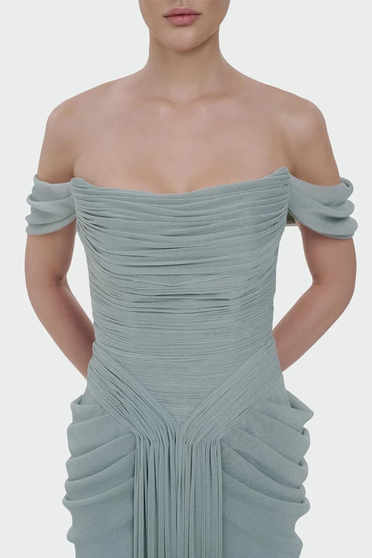 Düşük Omuz Ön Drape Detaylı Abiye Elbise