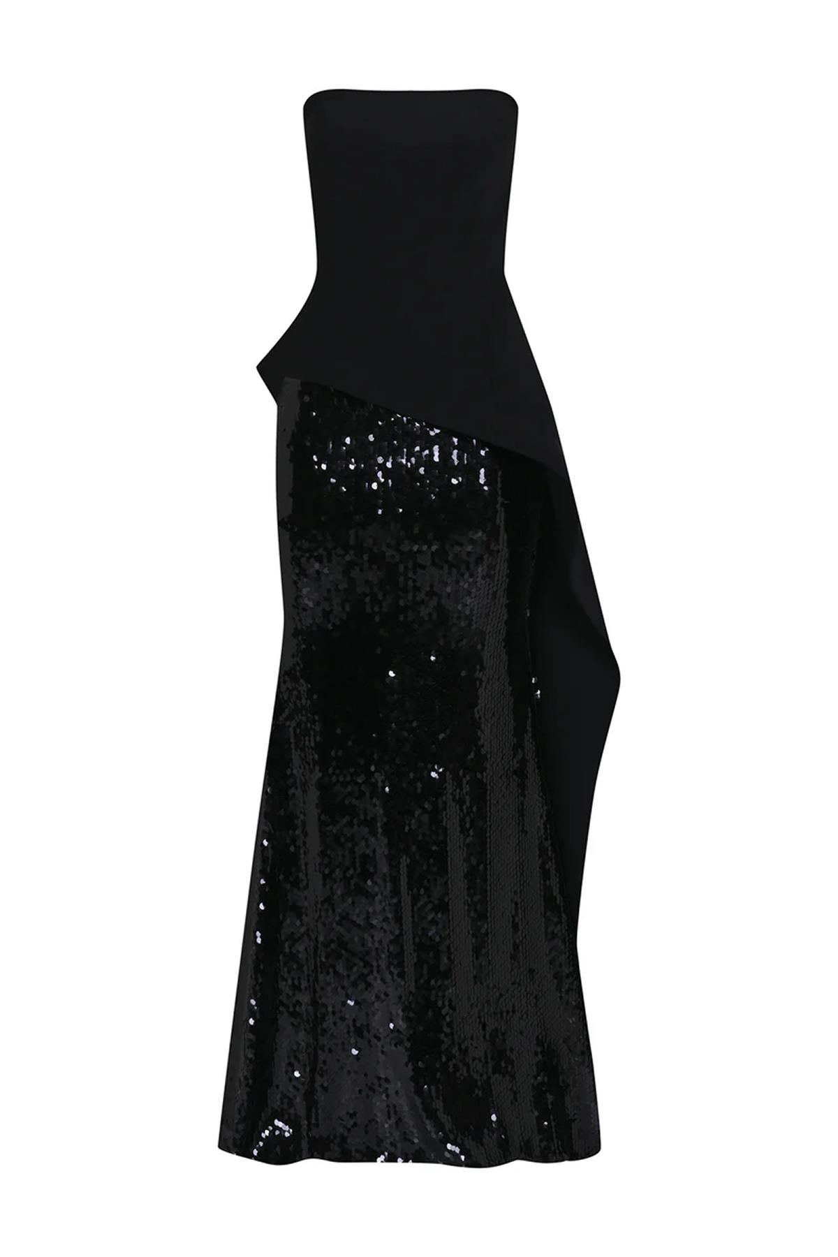 فستان سهرة من الكريب بدون حمالات ومزين بالترتر