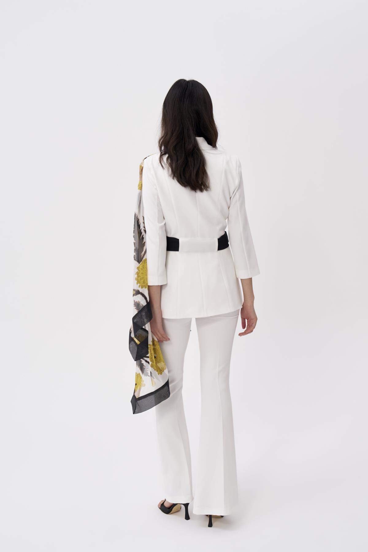 Çiçek Baskılı Önden Kuşaklı Kadın Ceket - Eser Giyim