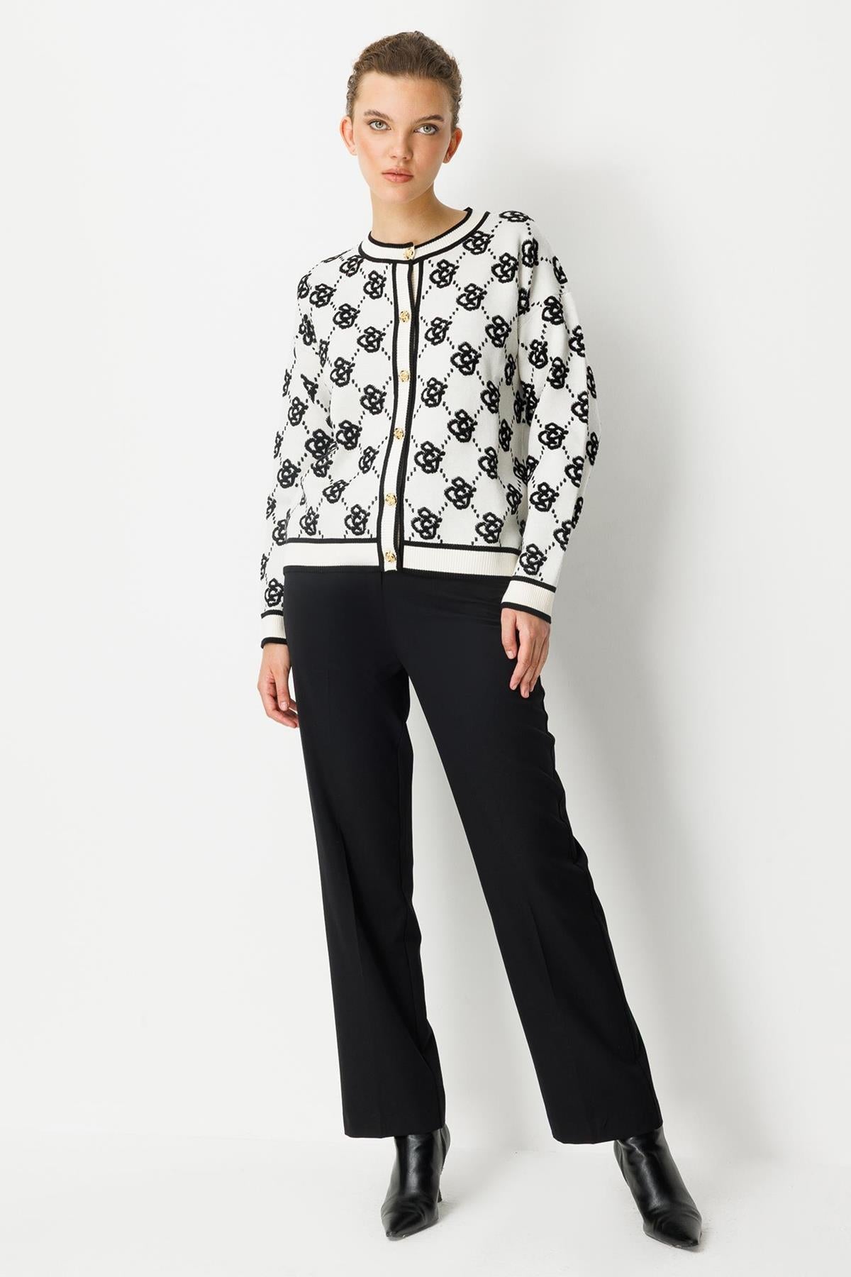 Floral Patterned Metal Buttoned Cardigan