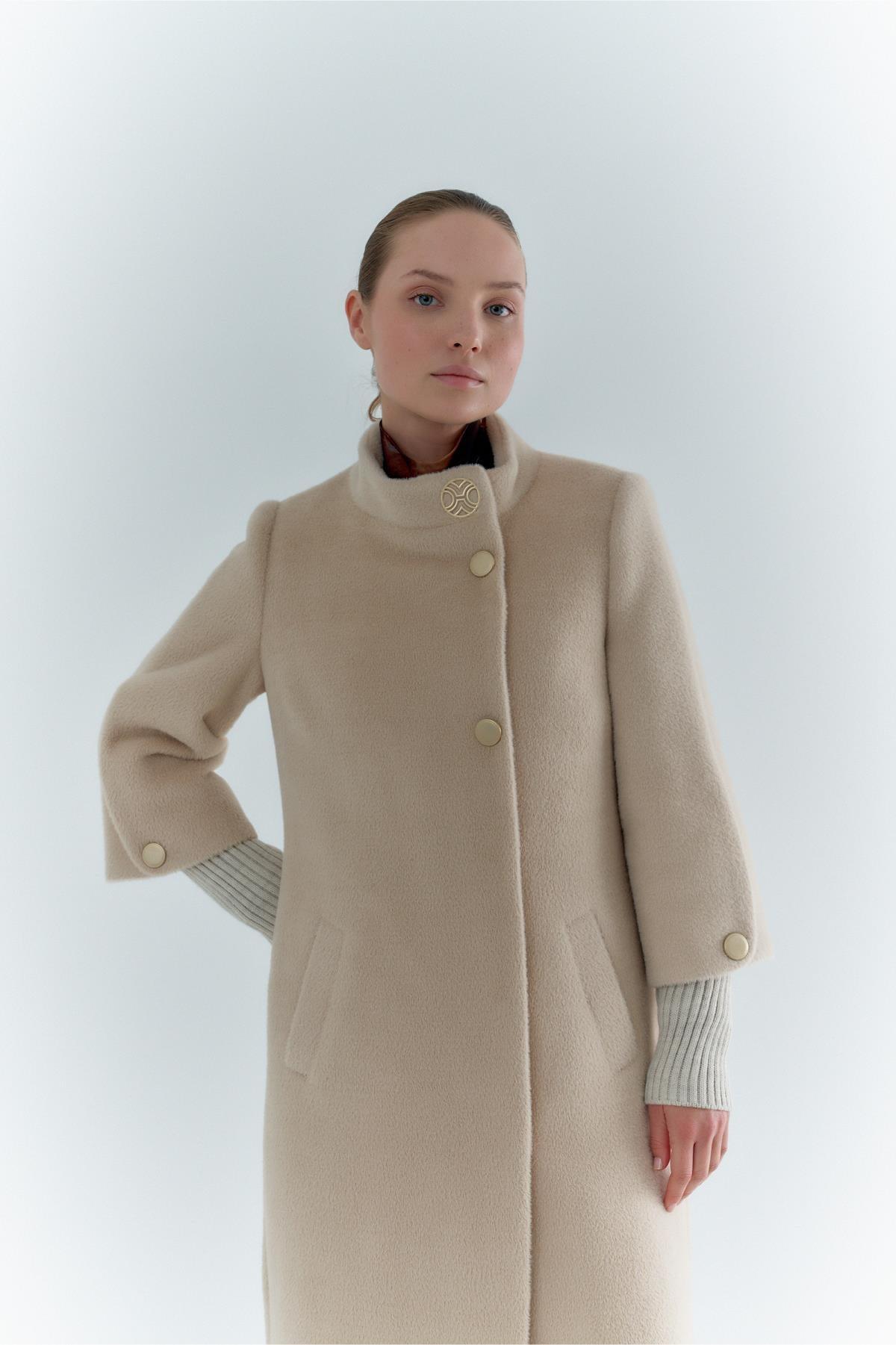 Çıtçıt Kapamalı Kolu Ribanalı Kaşe Kadın Kaban - Eser Giyim