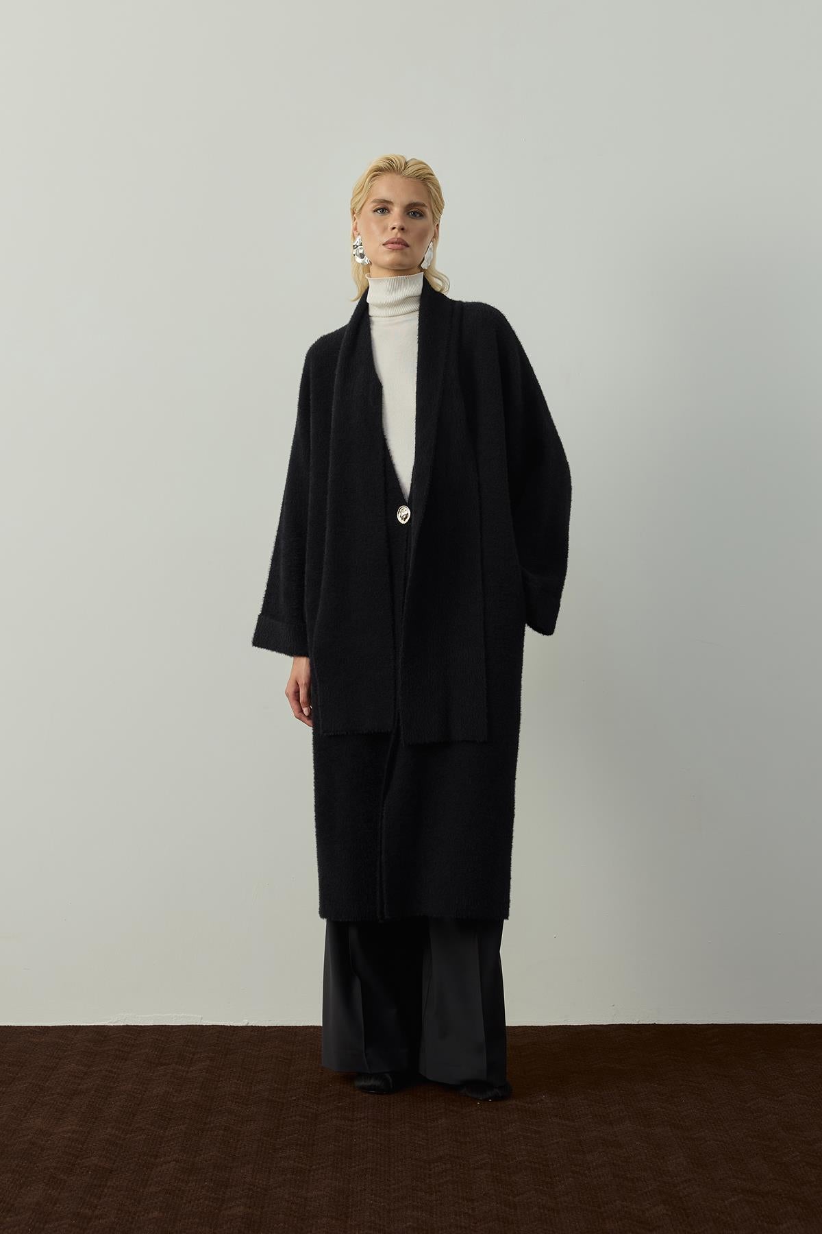 Şal Detaylı Tek Düğmeli Kap