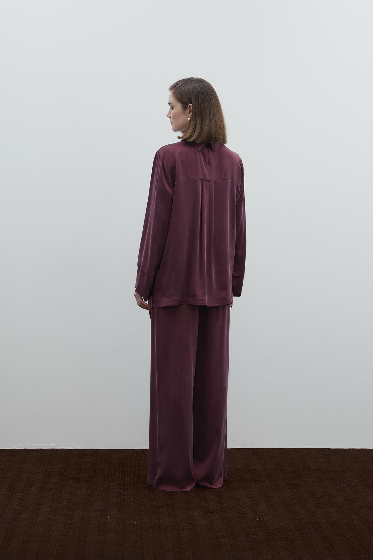 Yaka Ve Yan Aksesuar Detaylı Cupro Tunik