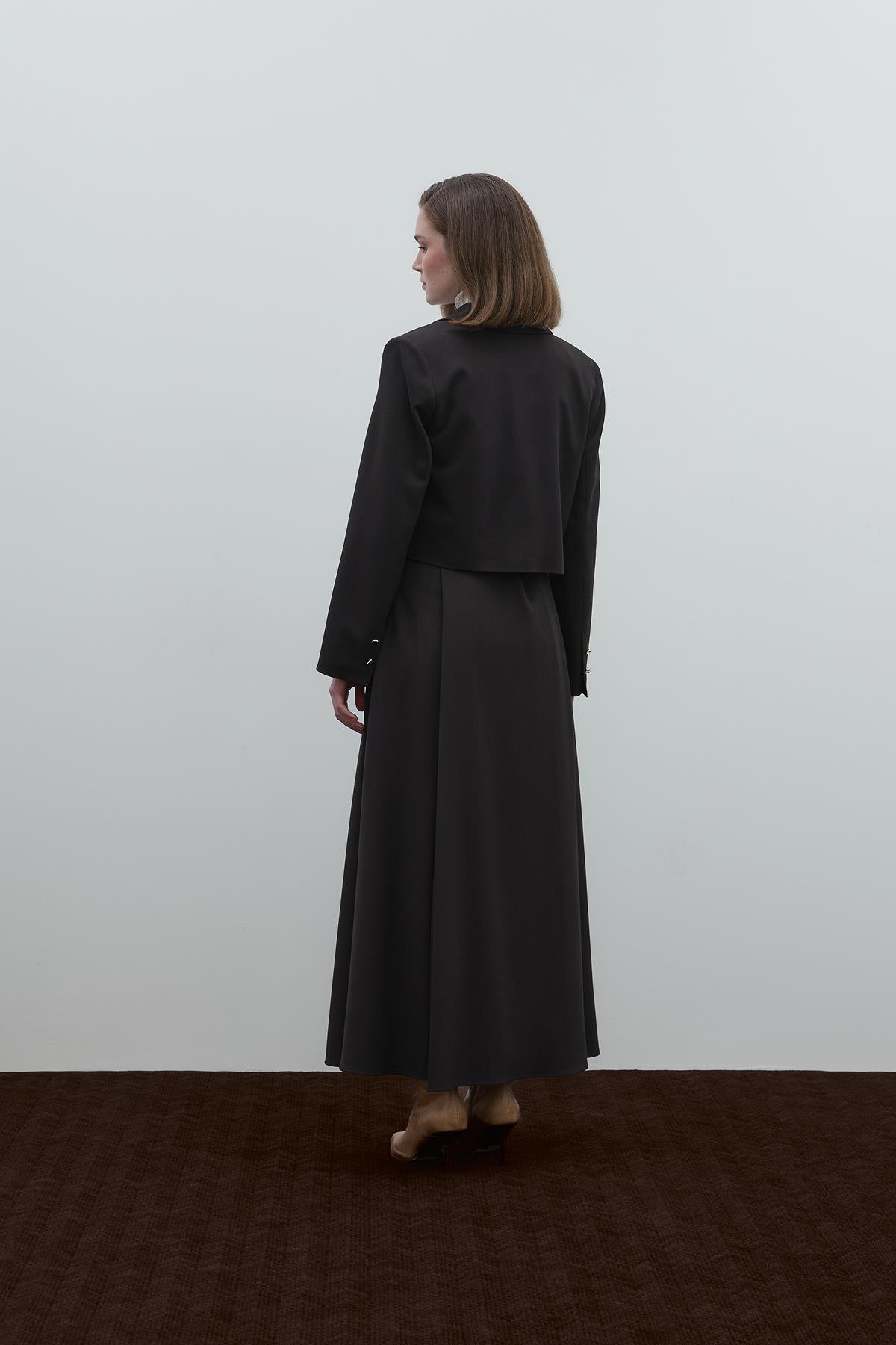 Tek Düğmeli Simli Kısa Ceket