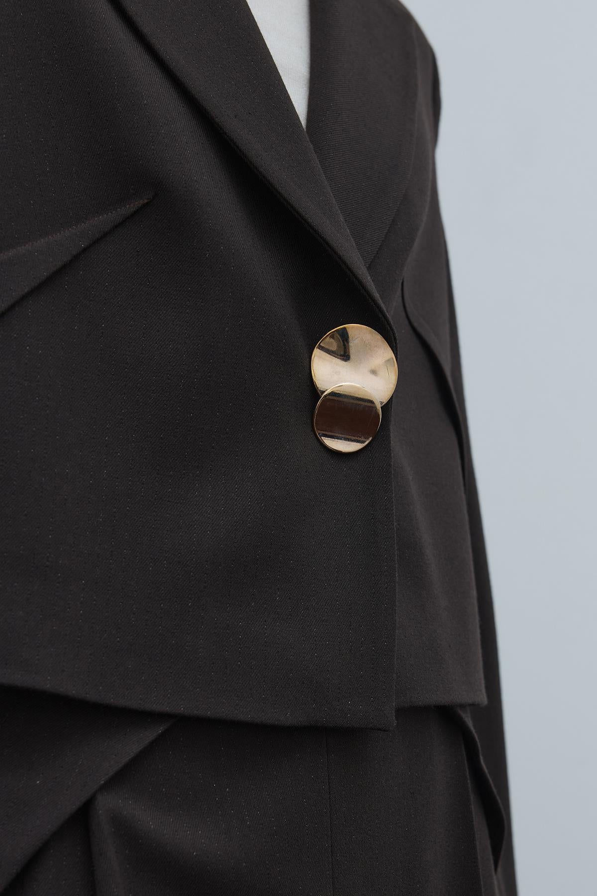 Tek Düğmeli Simli Kısa Ceket