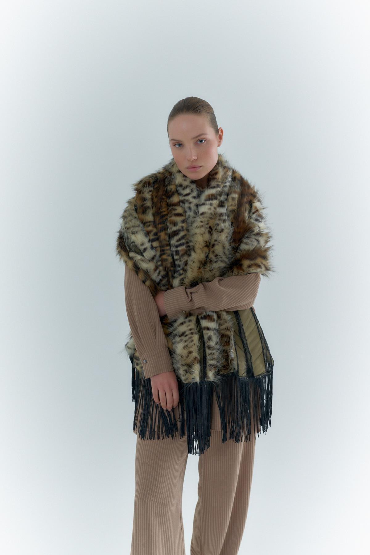 Clary Kürk Pelerin - Eser Giyim