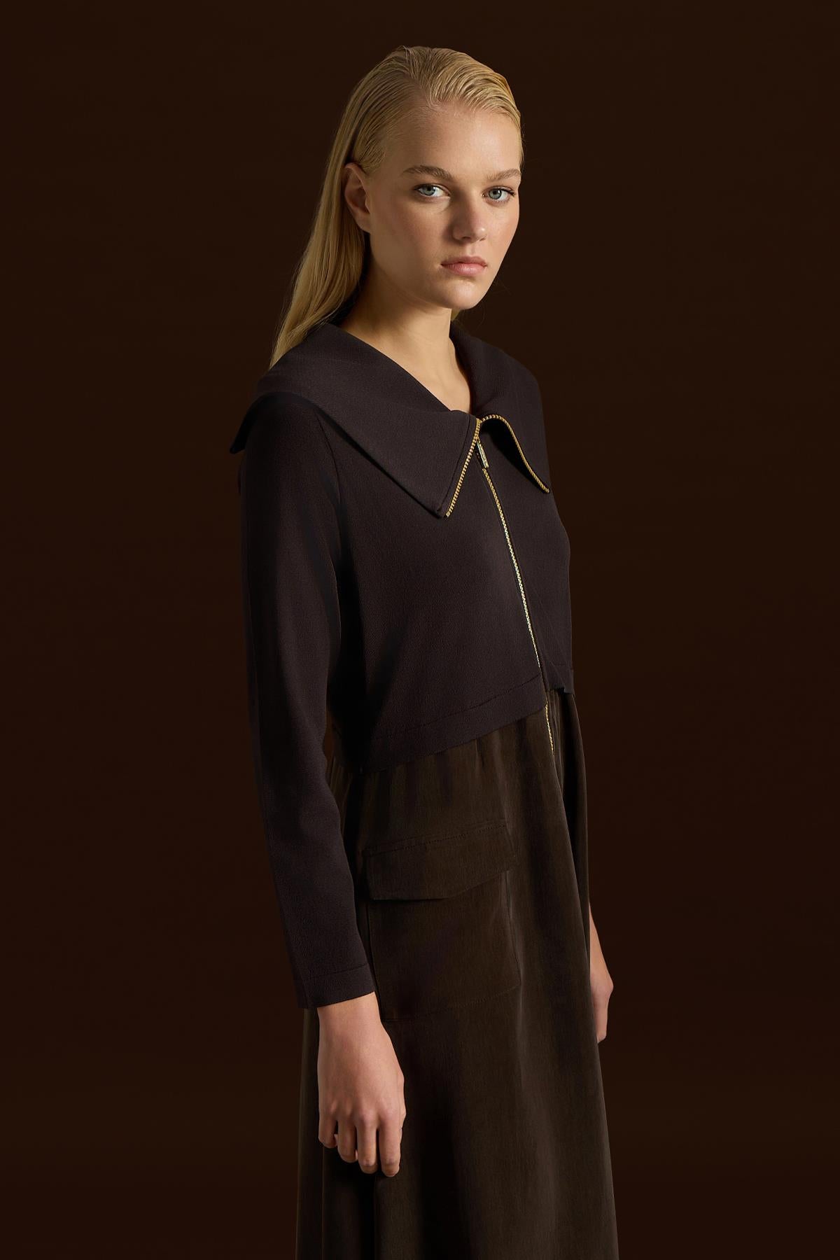 Fermuar Detaylı Yüksek Yakalı Cupro Elbise