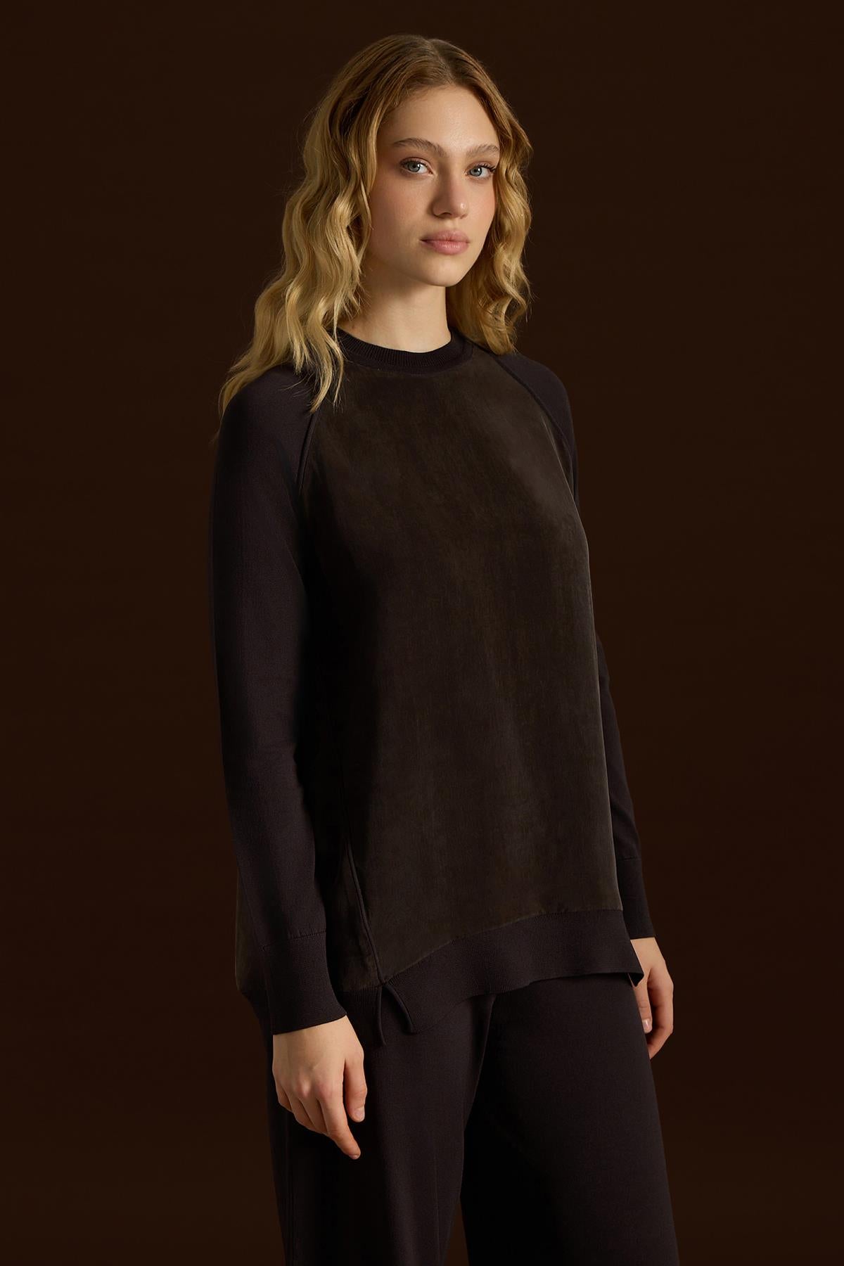 تونيك من الكوبرو المحبوك بأكمام