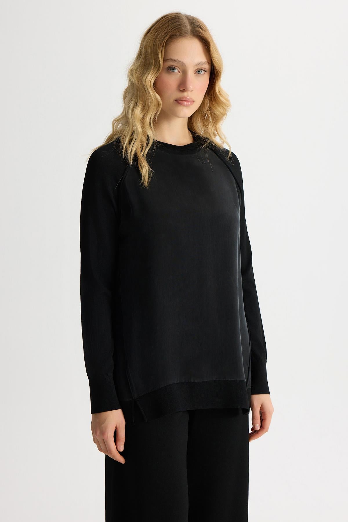 تونيك من الكوبرو المحبوك بأكمام