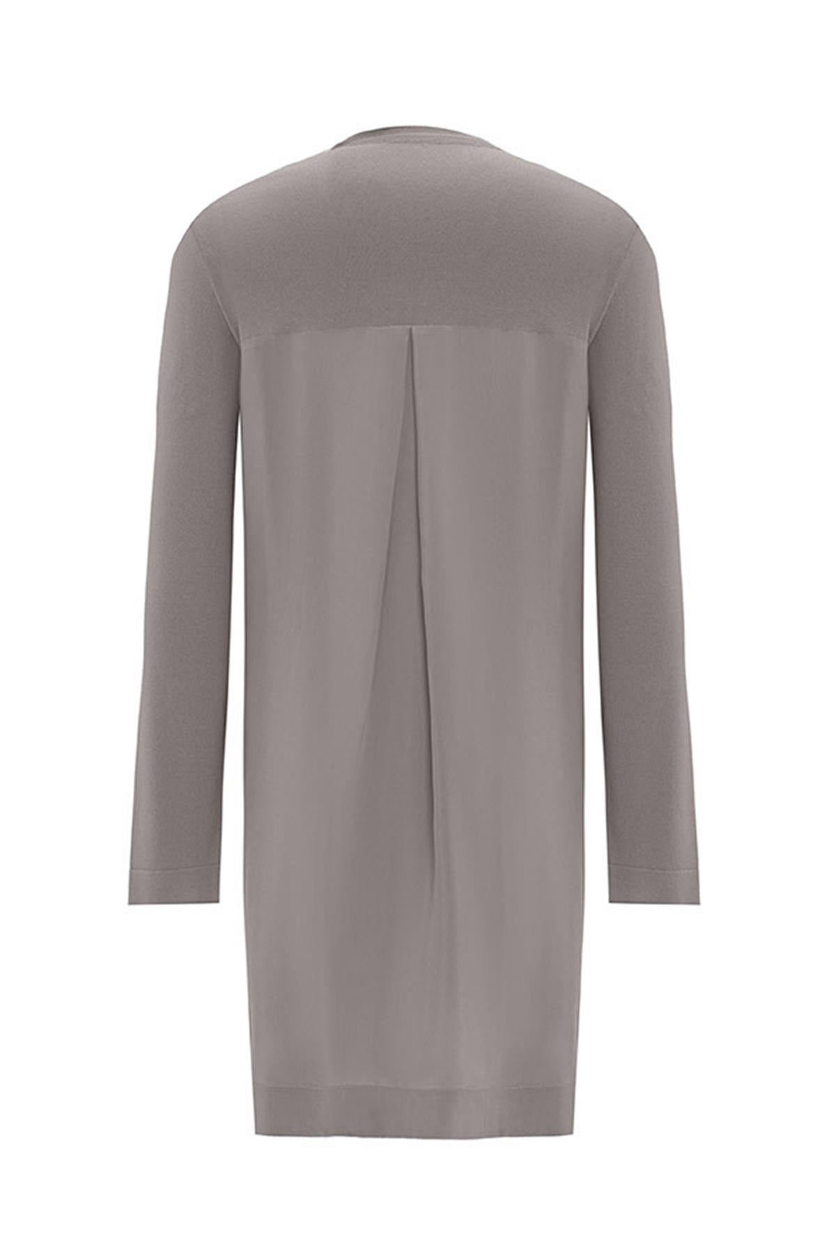 Cupro Back Rose Brooch Front Knit Tunic