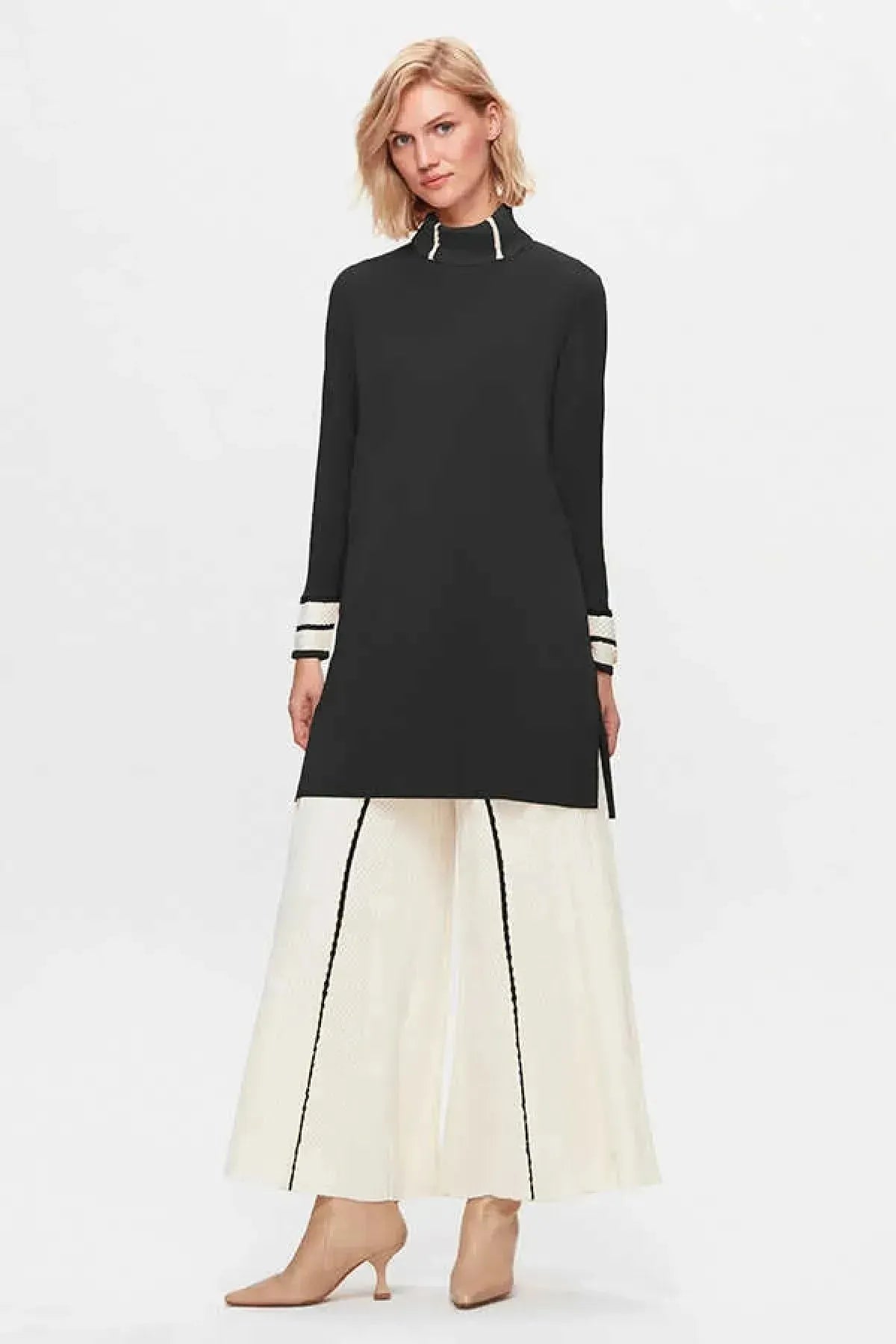 Long Tunic with Knitting Technique on Collar and Wrist
