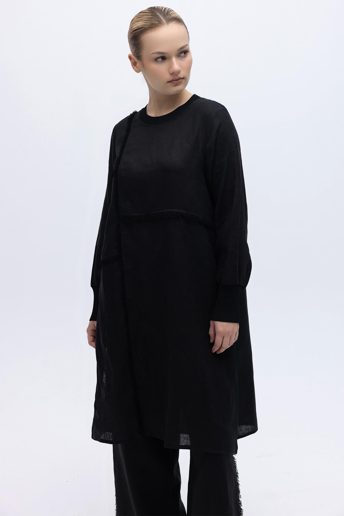 Önü Püsküllü Uzun Kollu Keten Elbise