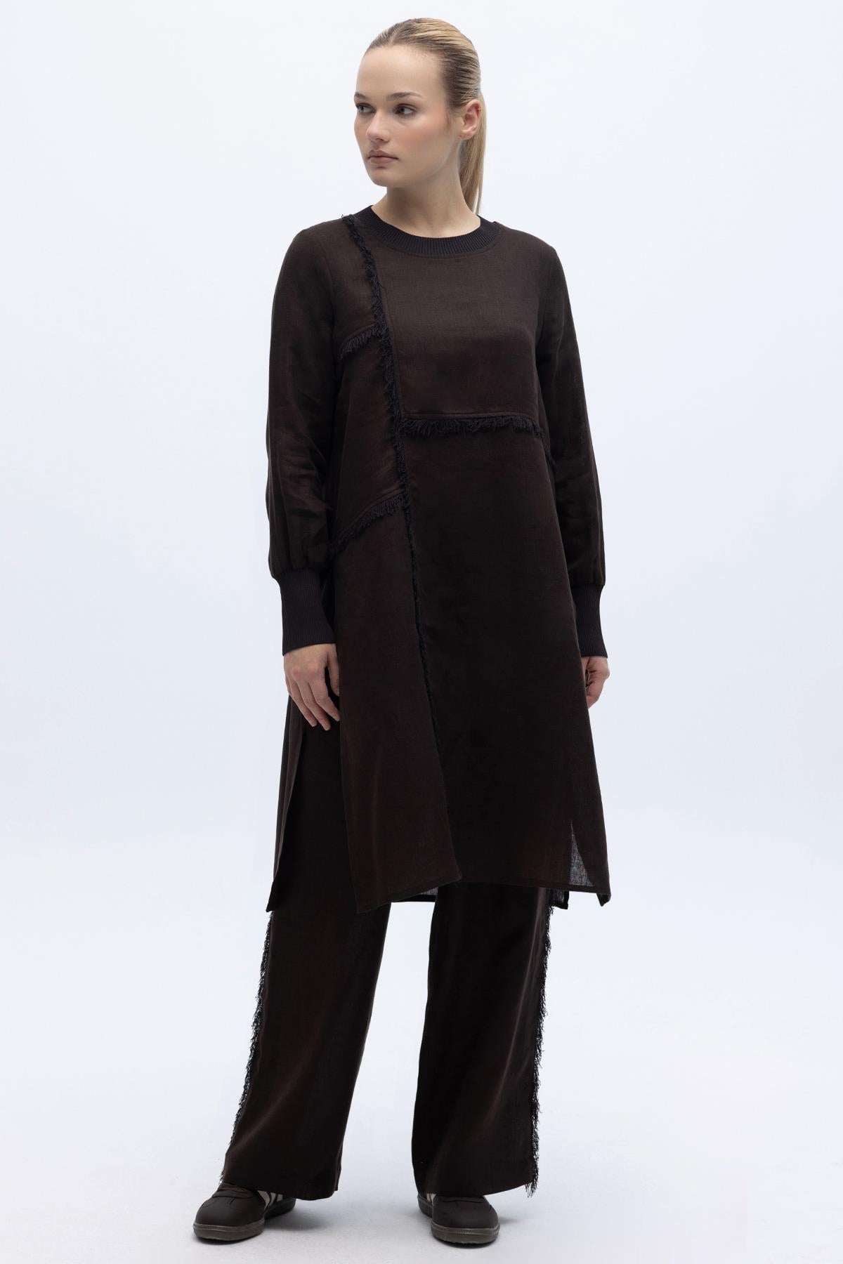 Wide-Leg Linen Trousers with Fringed Sides