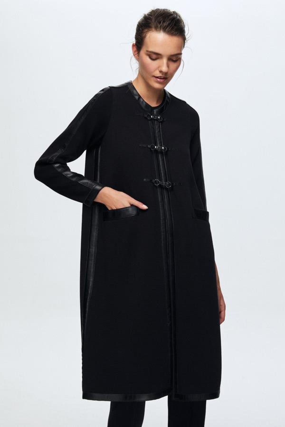 Deri Detaylı Agraf Kapamalı Kap - Eser Giyim