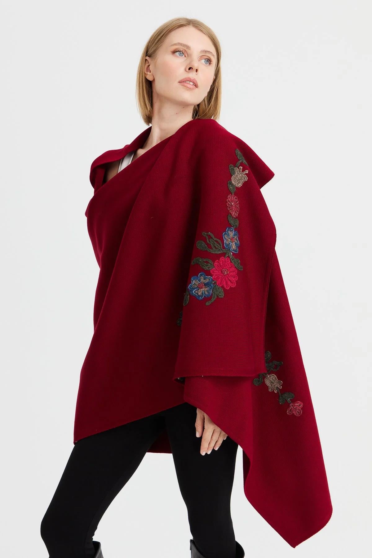 Köşeleri Nakış İşlemeli Şal