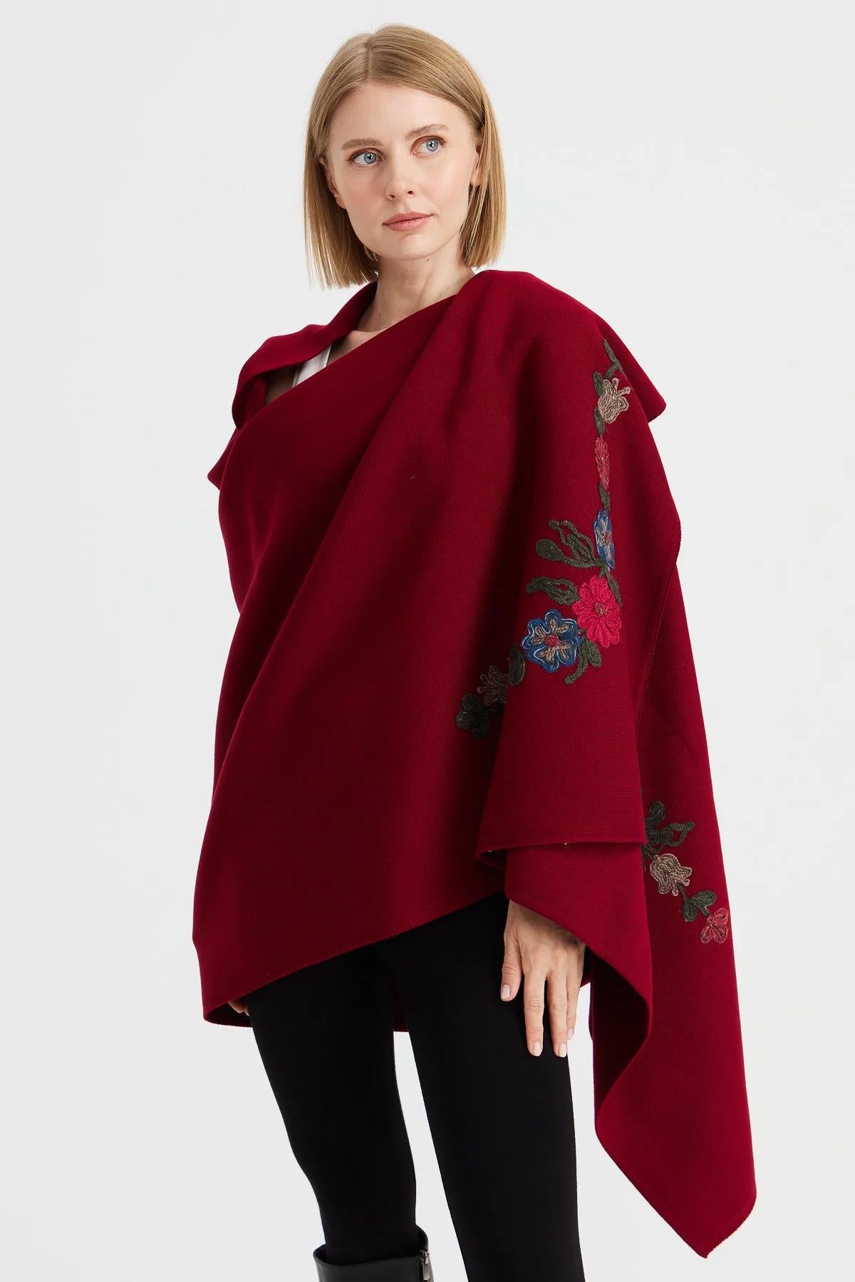 Köşeleri Nakış İşlemeli Şal
