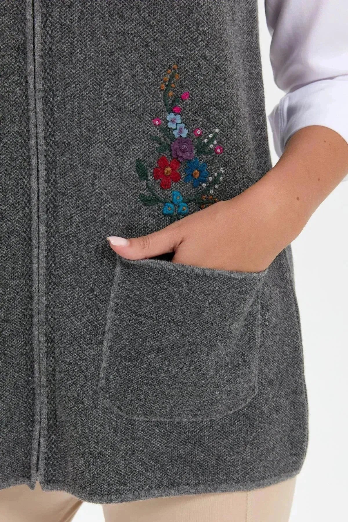 Women's V Neck Pocket Embroidered Wool Vest