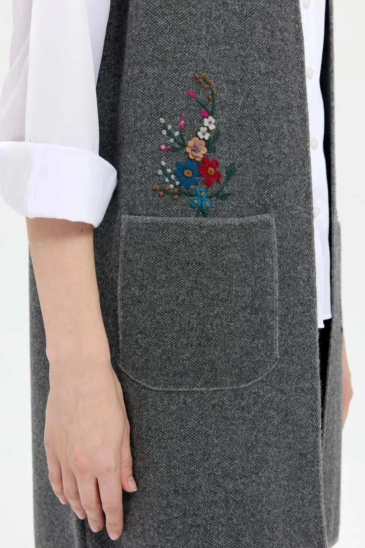 Women's Polo Collar Open Front Embroidered Long Wool Vest