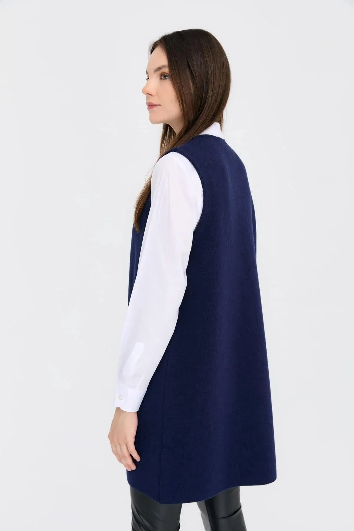 Zero Collar Open Front Pocket Rose Detailed Long Wool Vest