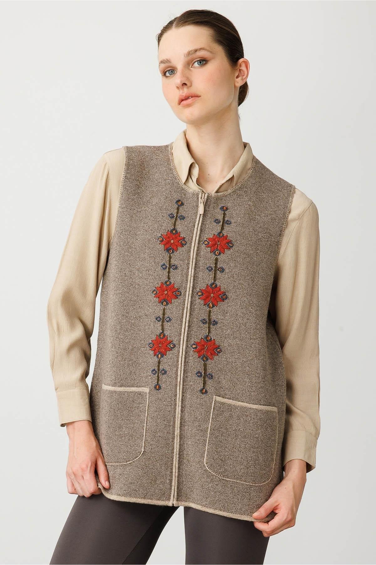 Crew Neck Embroidered Front Zippered Vest