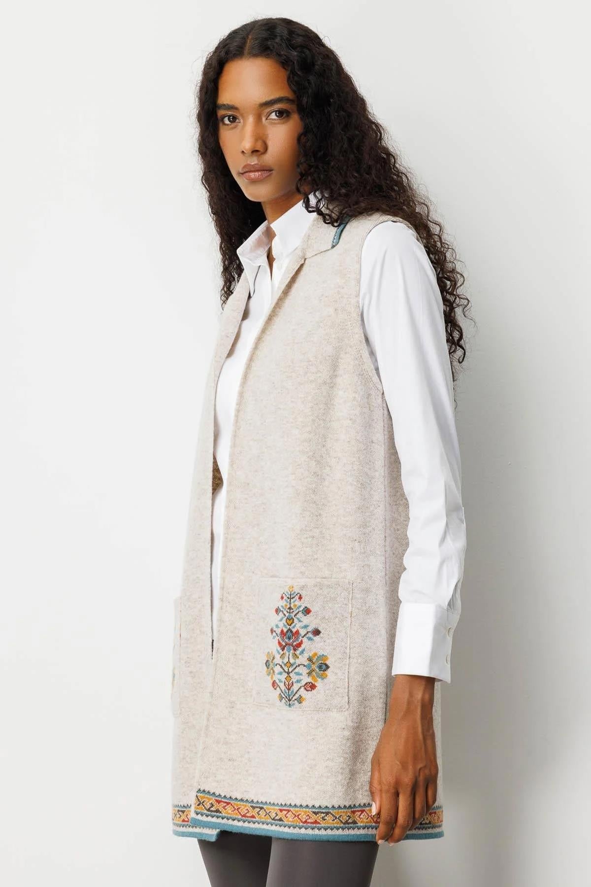 Polo Collar Long Vest with Kilim Pattern on the Hem