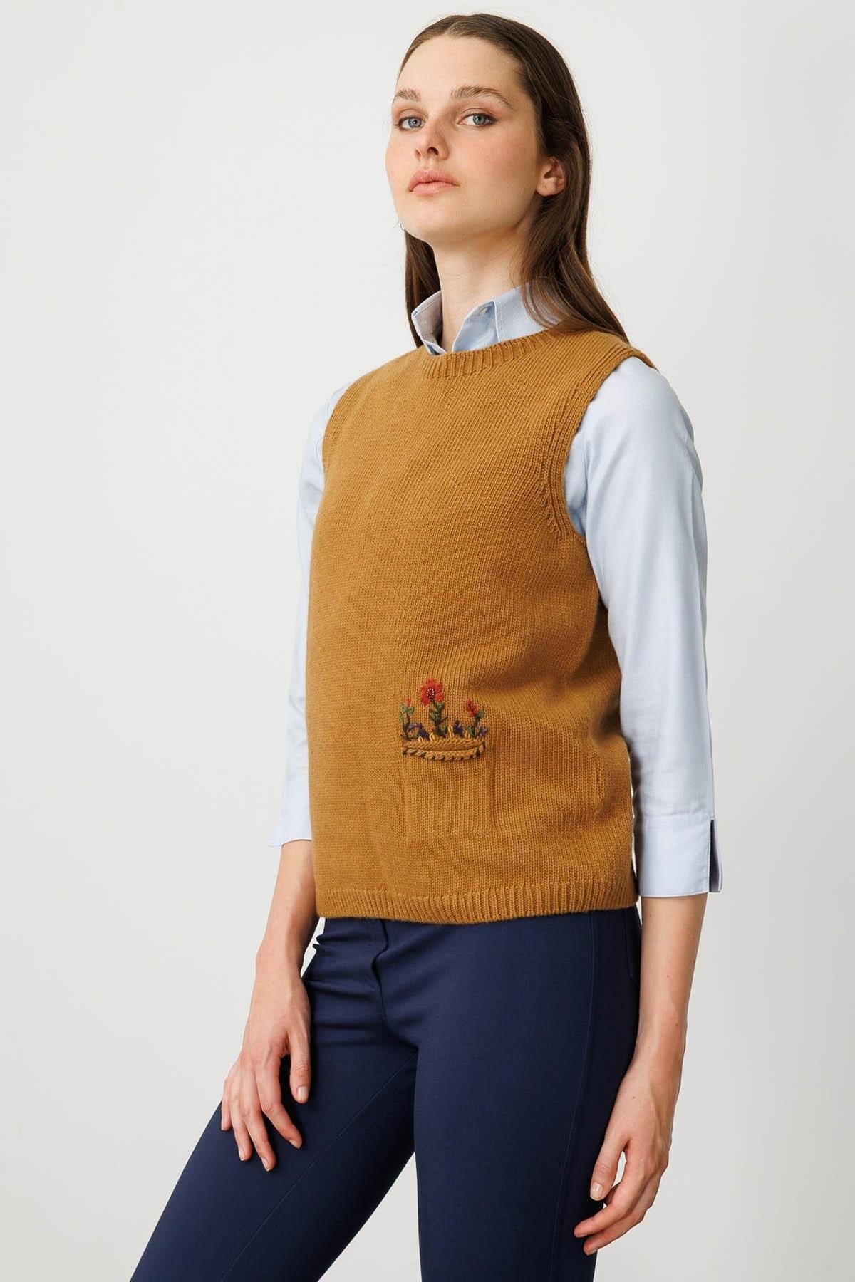 Crew Neck Floral Embroidered Sweater with Pocket