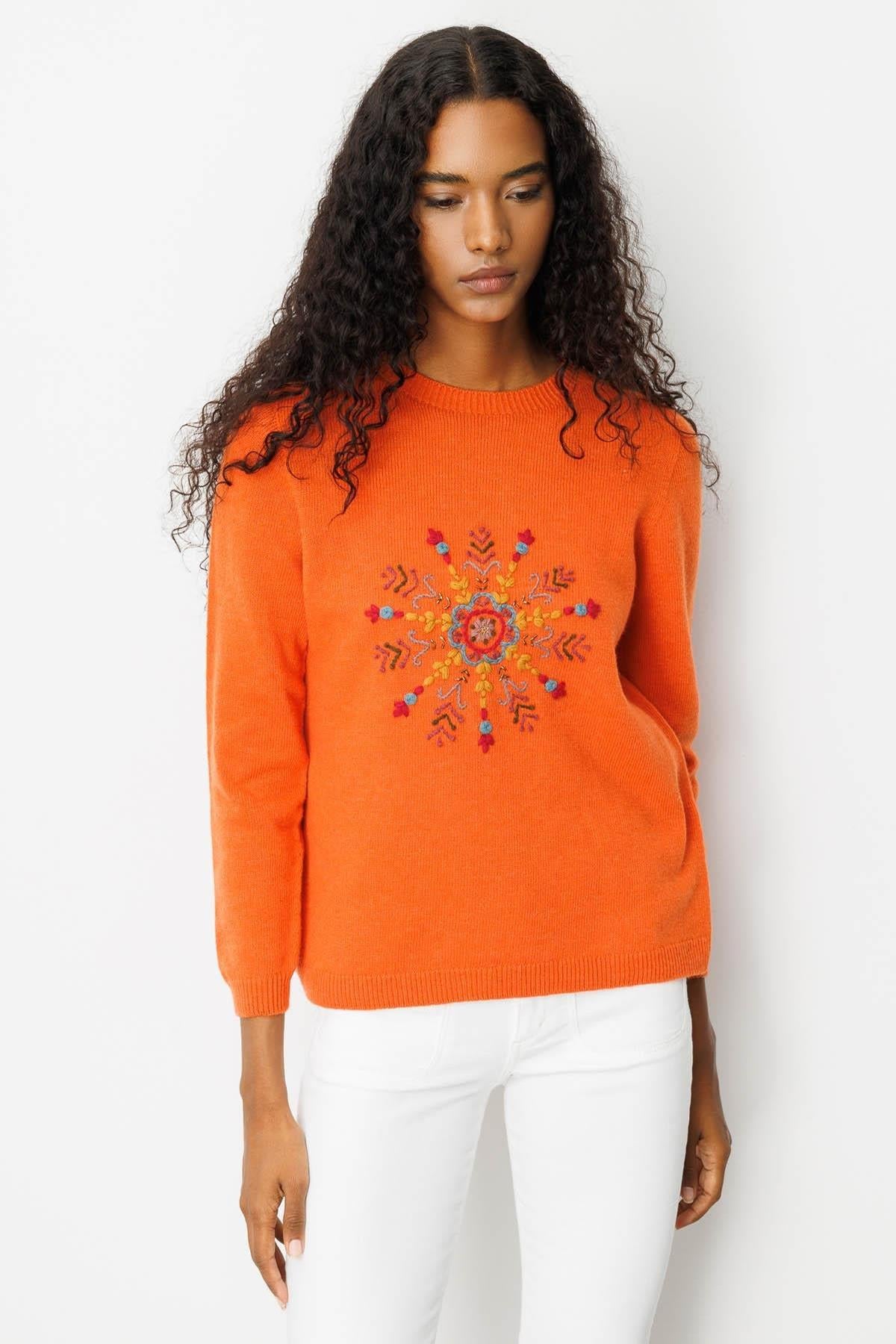 Zero Collar Snowflake Embroidered Sweater