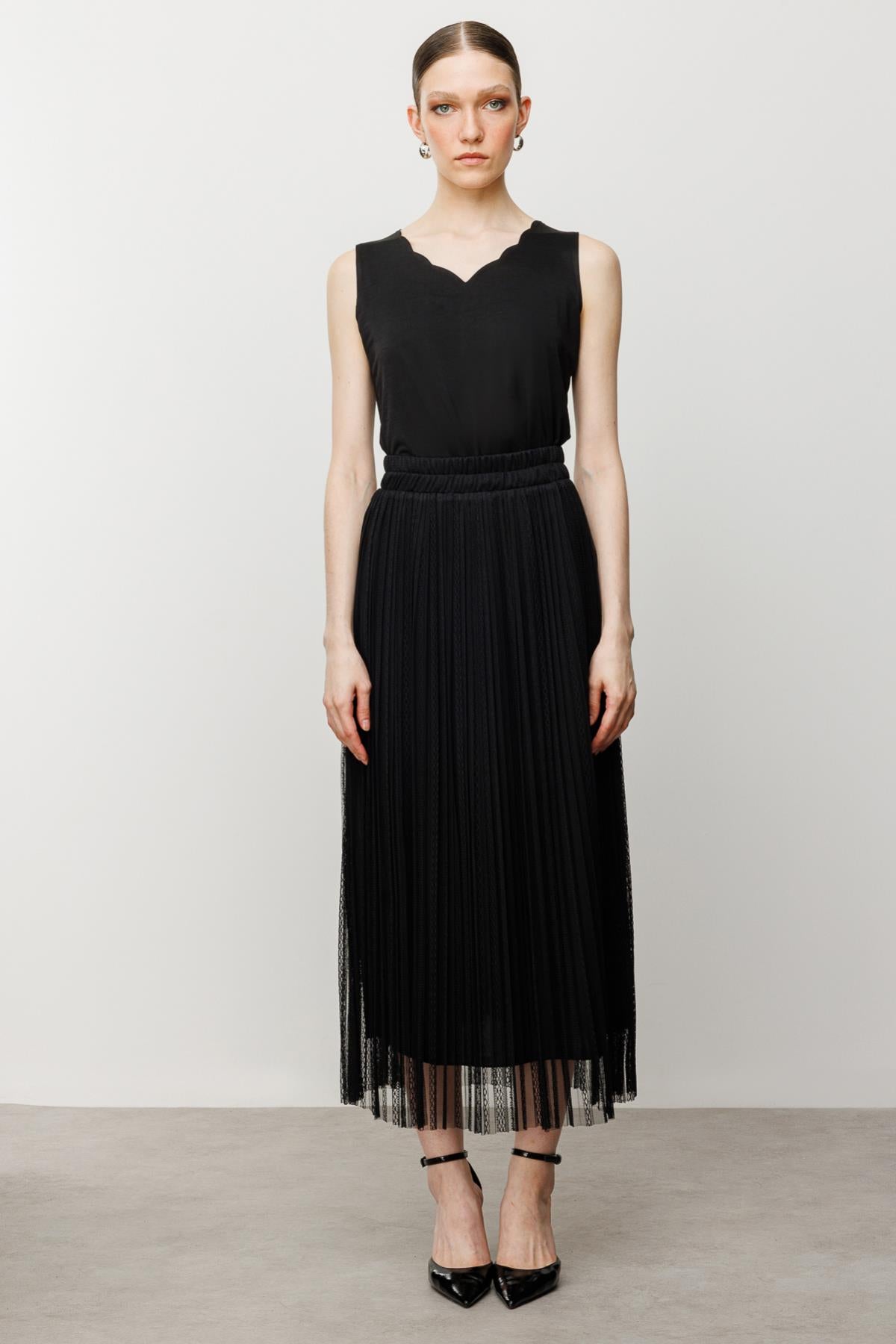 Piliseli Tül Detaylı Uzun Etek