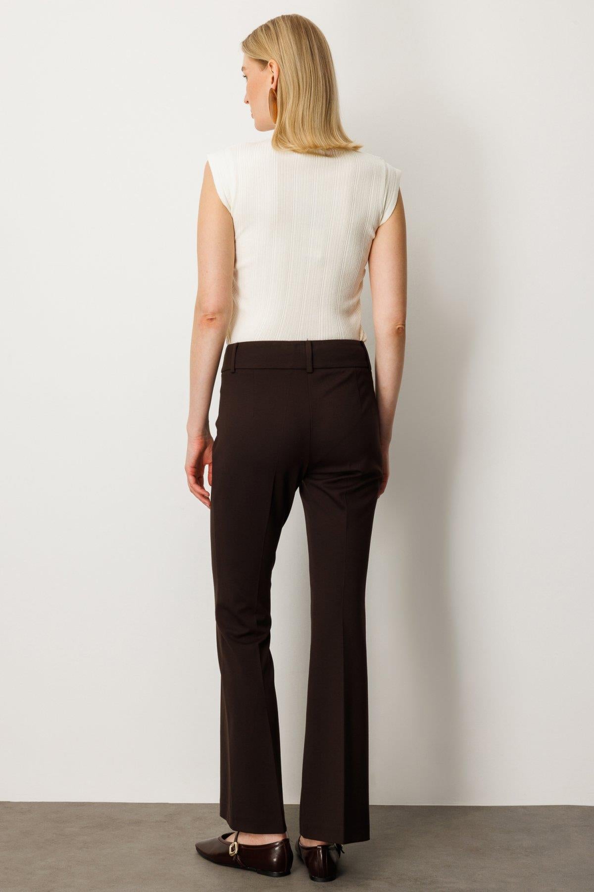 Bell-bottomed Pocketless Trousers