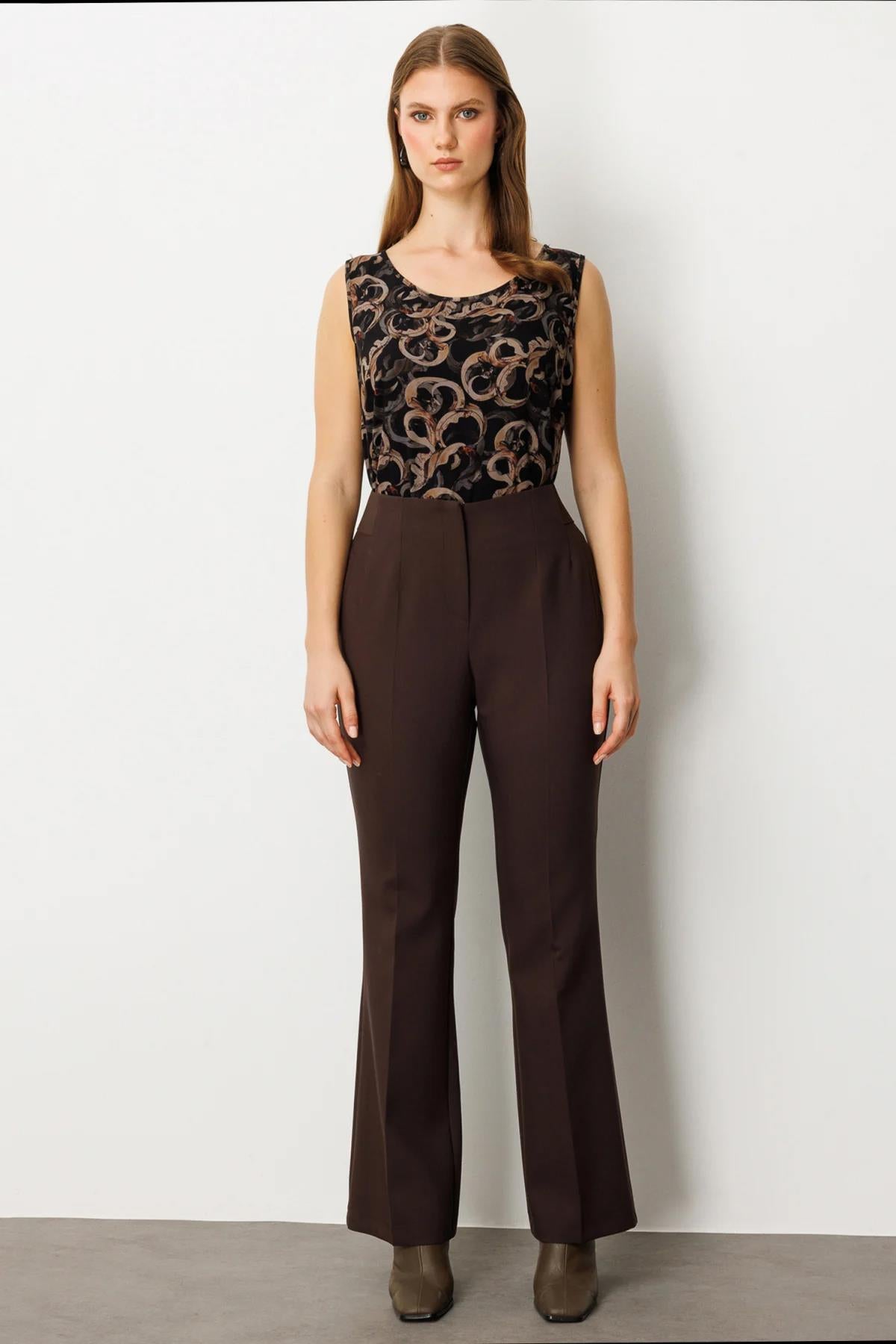 Beli Kalın Lastikli Büyük Beden Pantolon