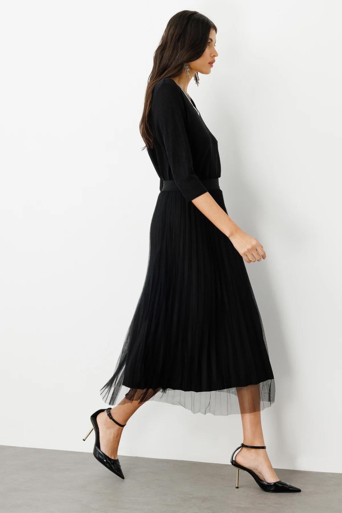 Pilise Tül Detaylı Astarlı Etek