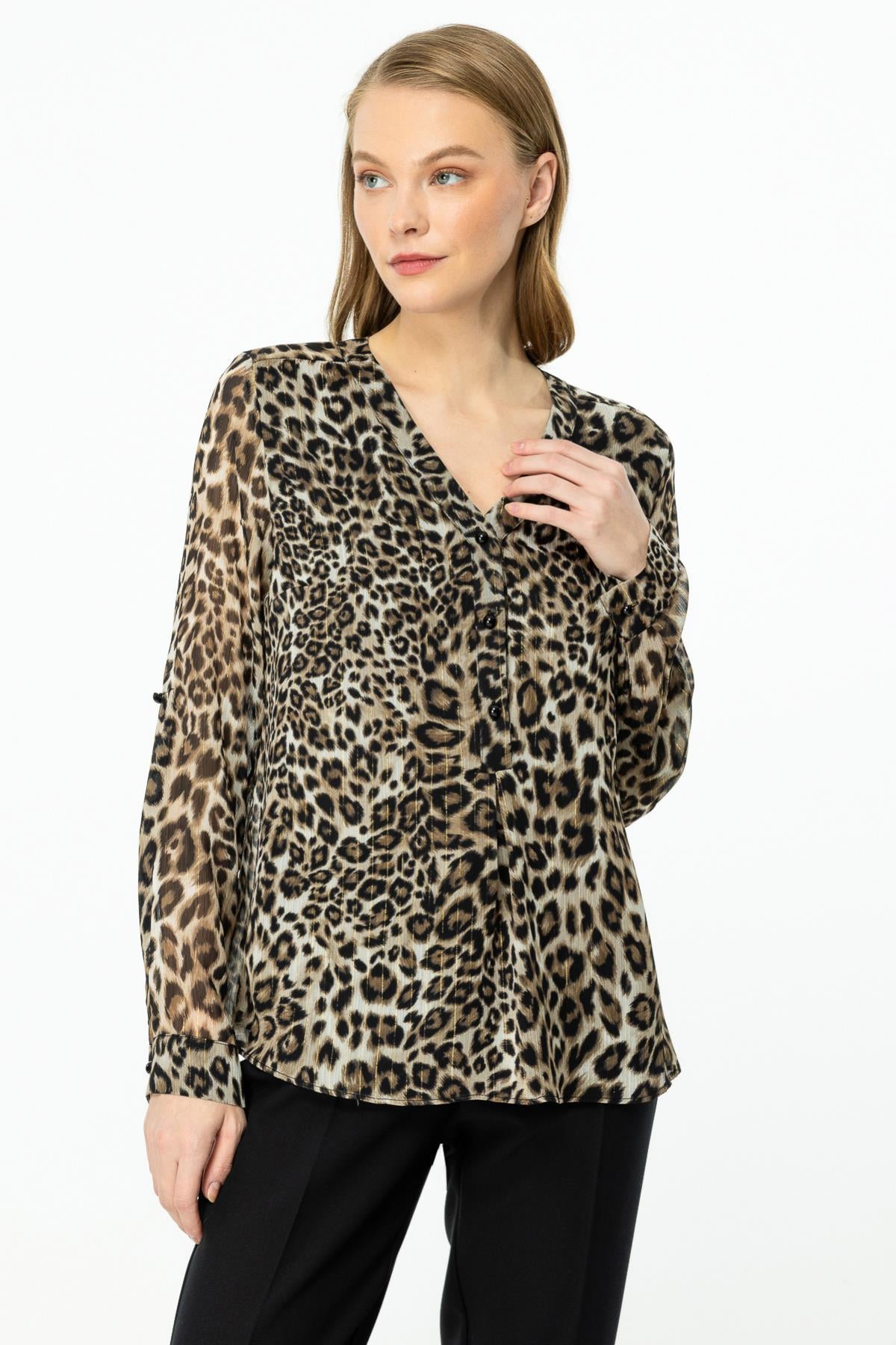 Leopard Patterned Button-down Thin Blouse