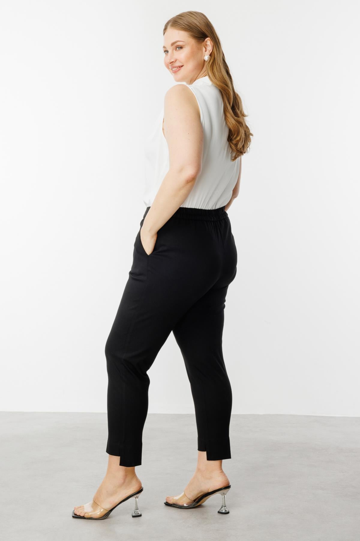 Elastic Waist Skinny Leg Plus Size Trousers