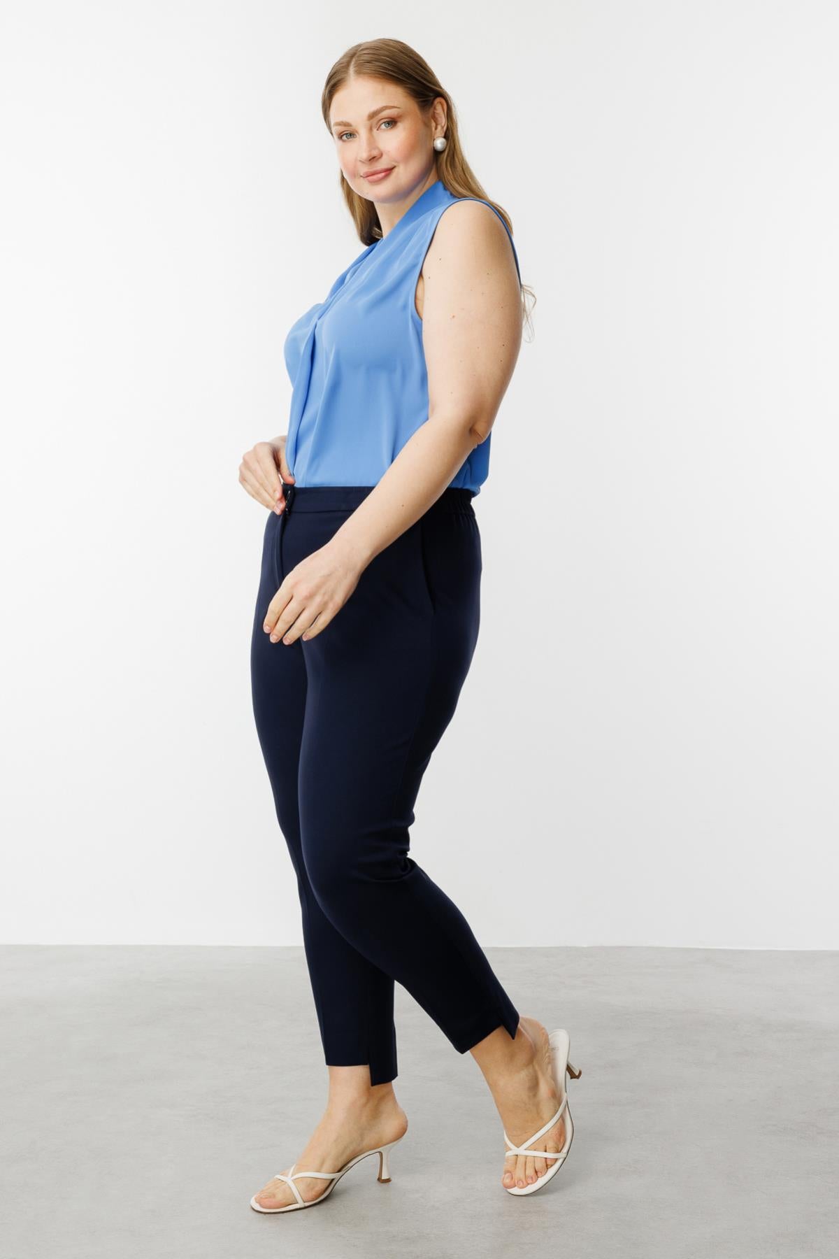 Elastic Waist Skinny Leg Plus Size Trousers