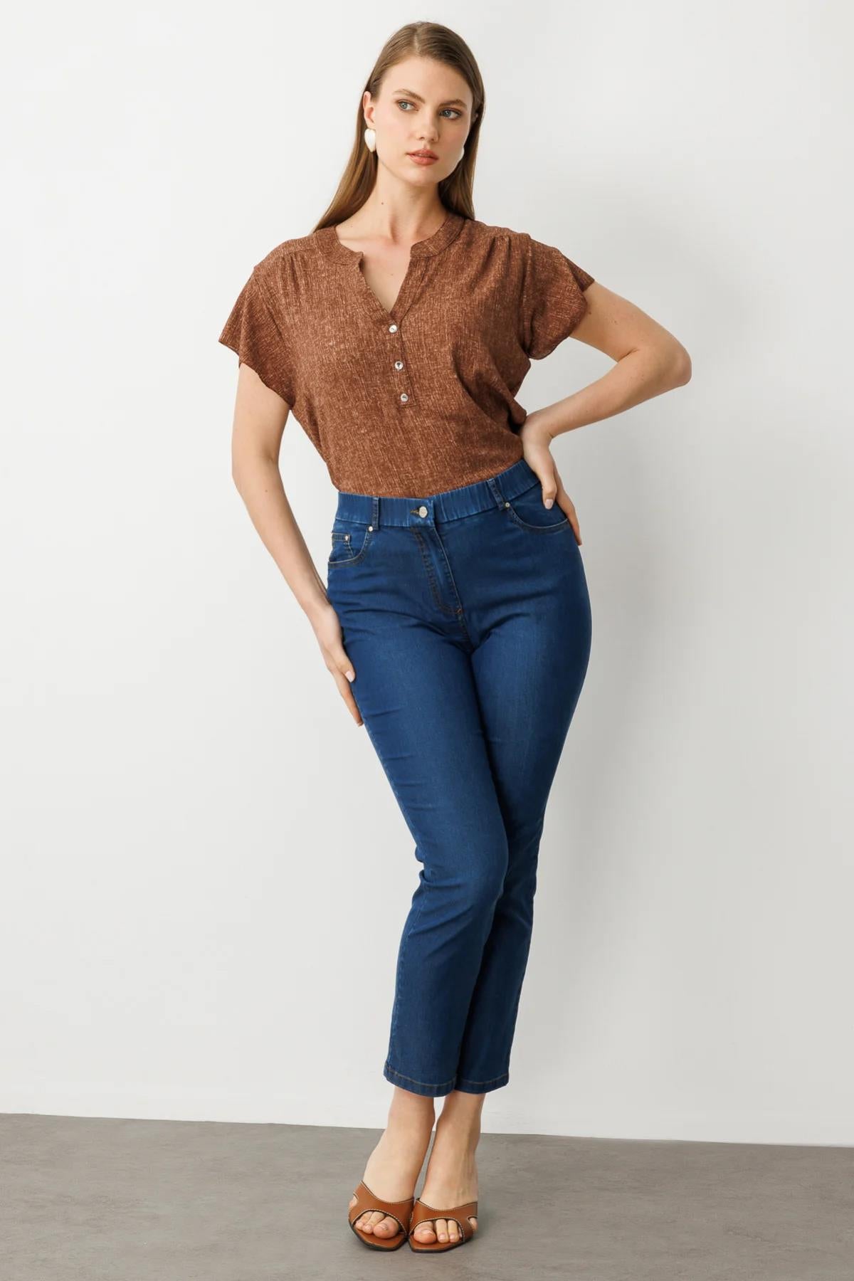 Elastic Waist Skinny Leg Plus Size Jeans