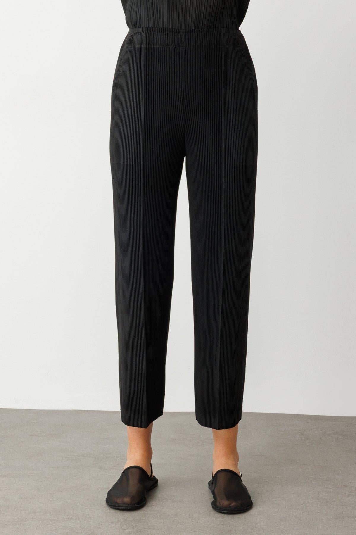 Accordion Fabric Wide Leg Trousers