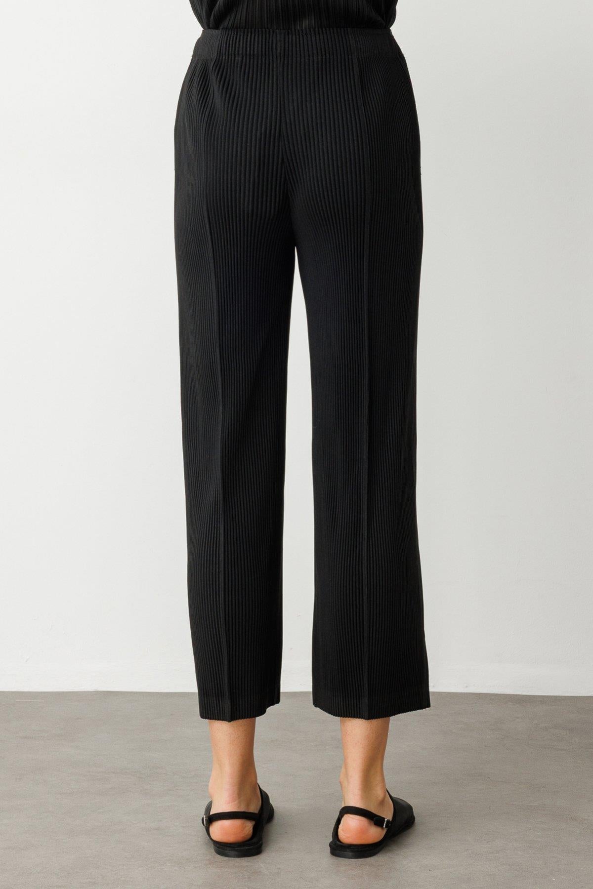 Accordion Fabric Wide Leg Trousers