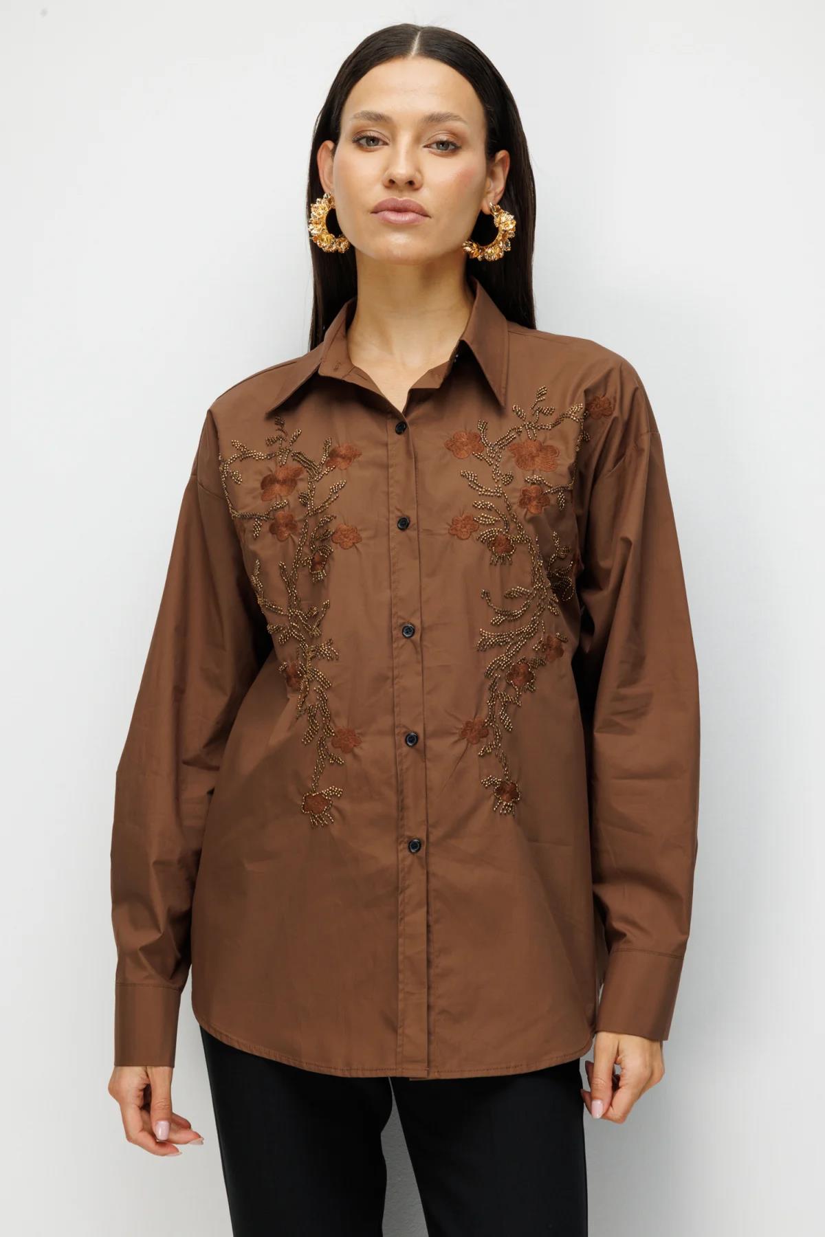 Ön Çiçek İşlemeli Oversize Gömlek