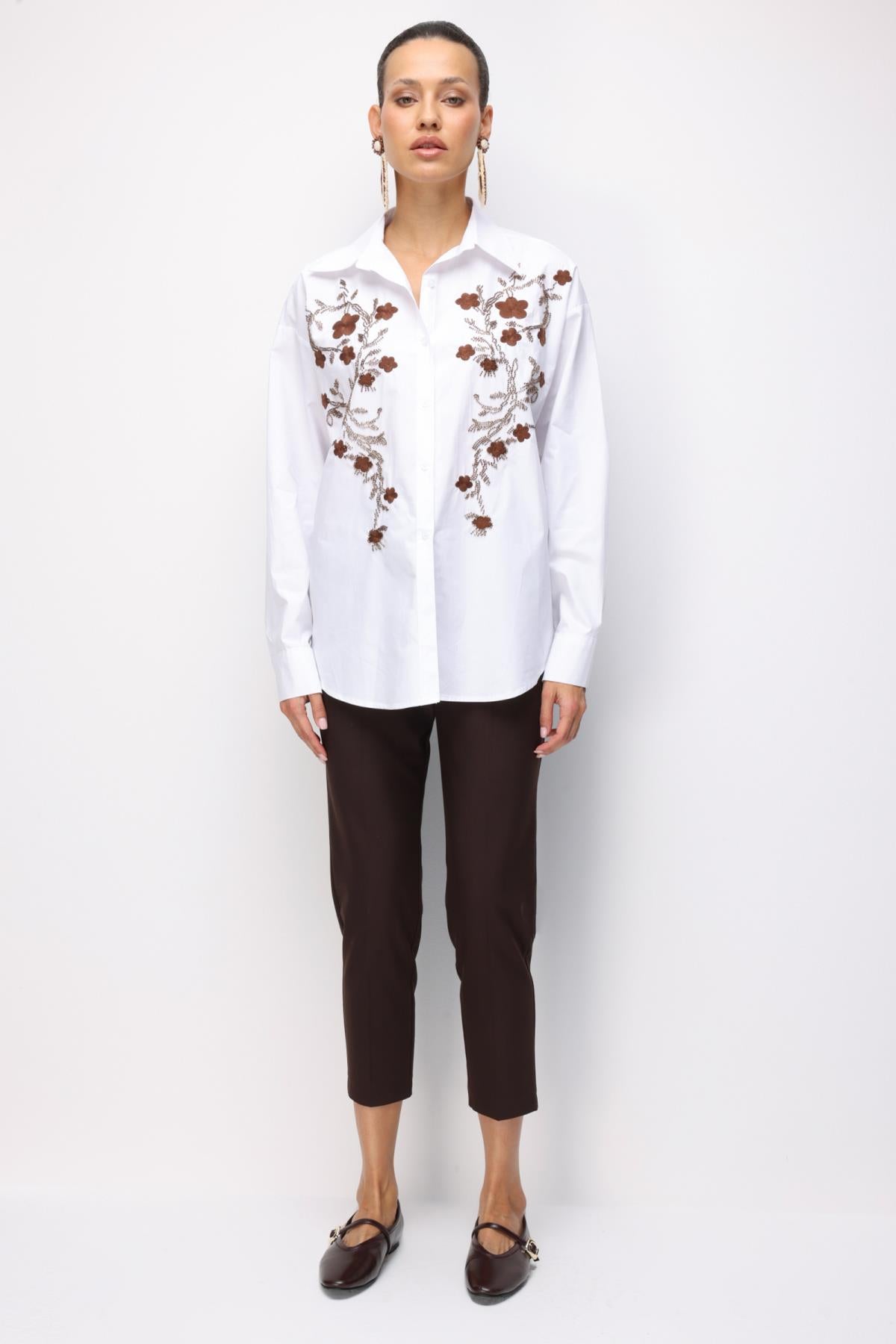 Ön Çiçek İşlemeli Oversize Gömlek