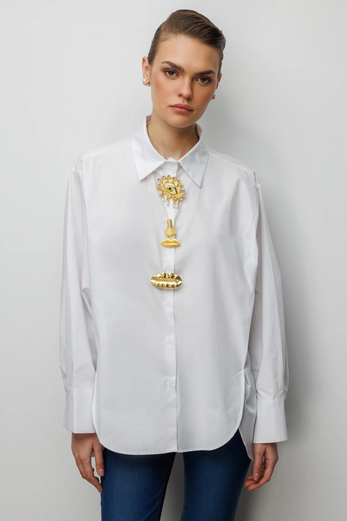 Metal Broşlu Oversize Gömlek