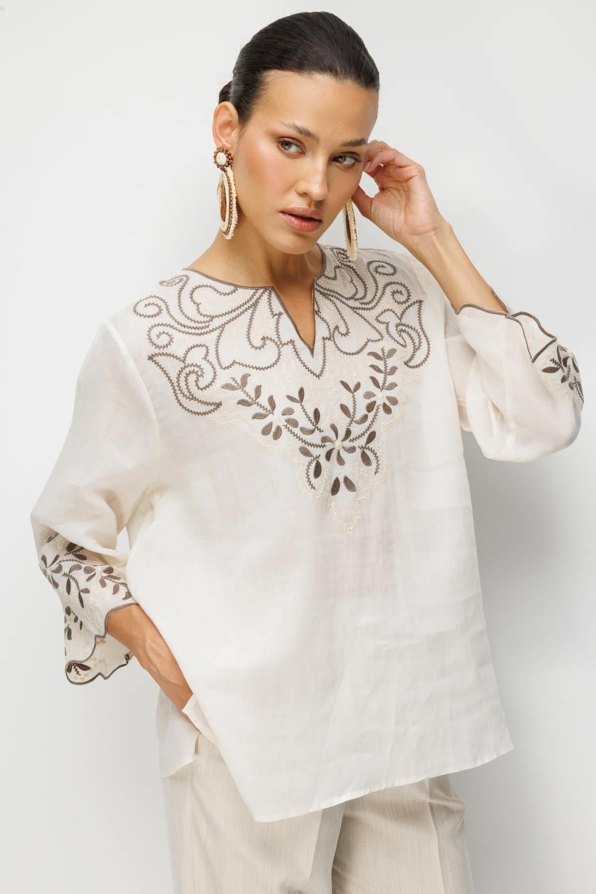 Hakim Yaka Nakışlı Keten Bluz