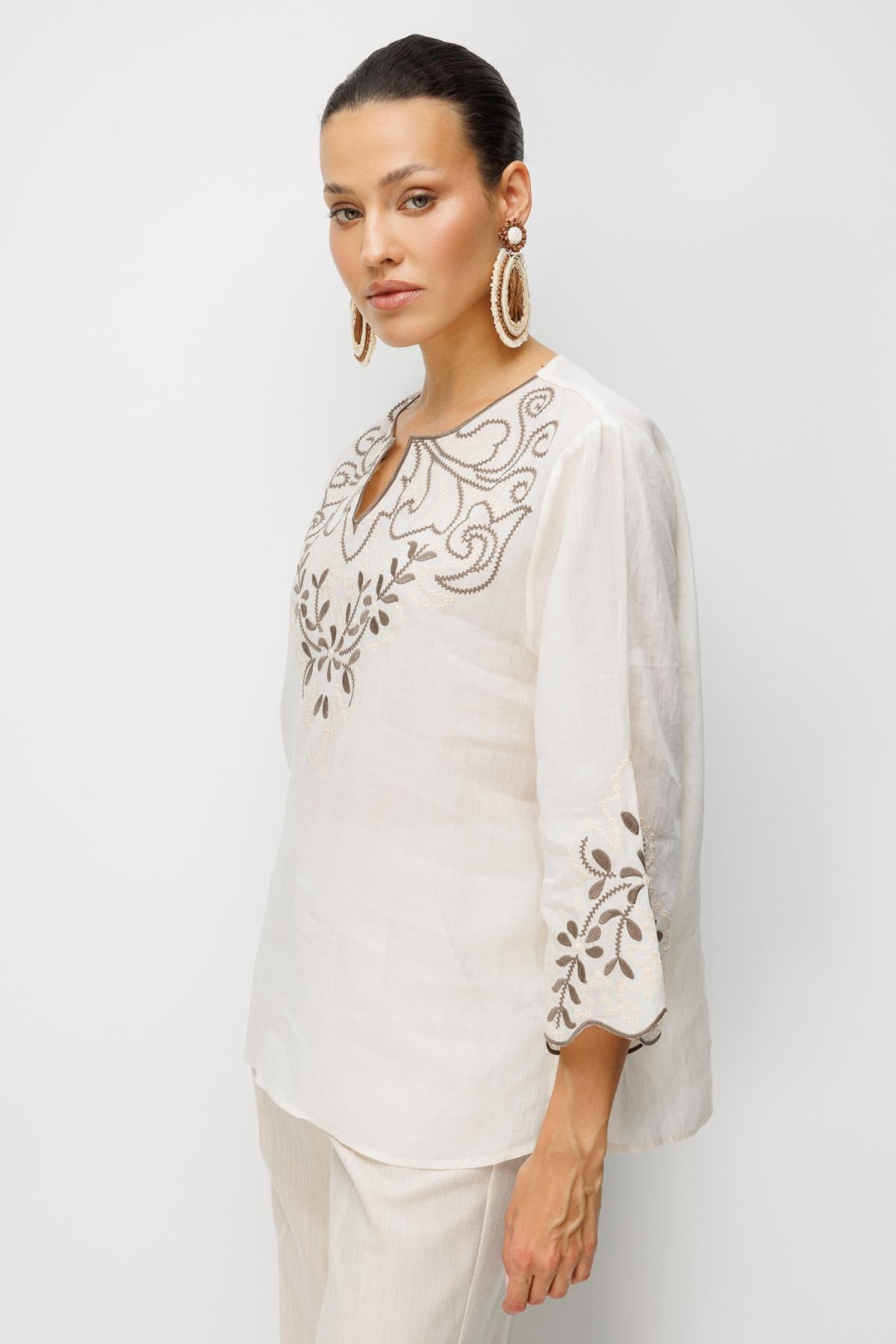 Hakim Yaka Nakışlı Keten Bluz