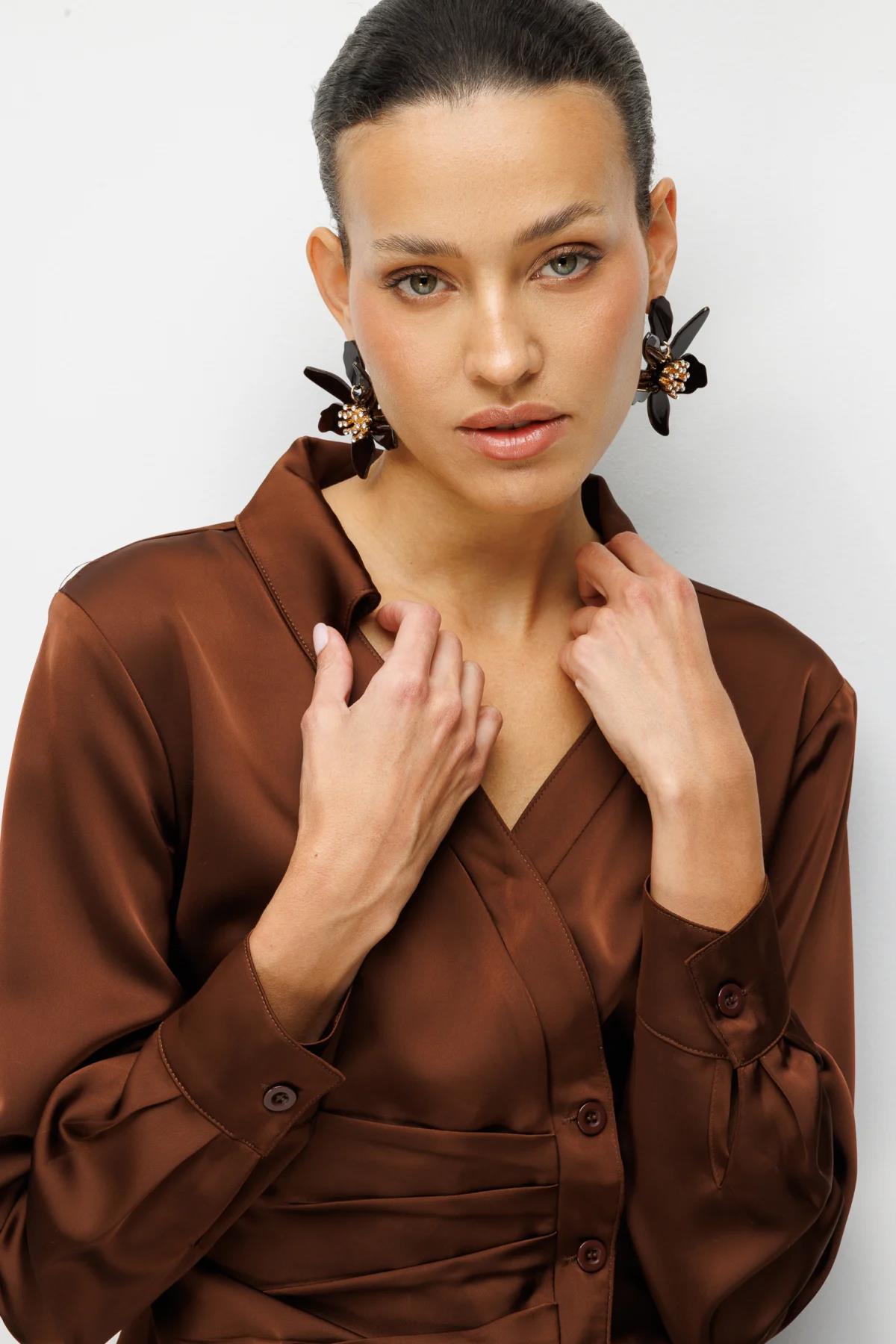 Beli Bağlamalı Büzgülü Bluz