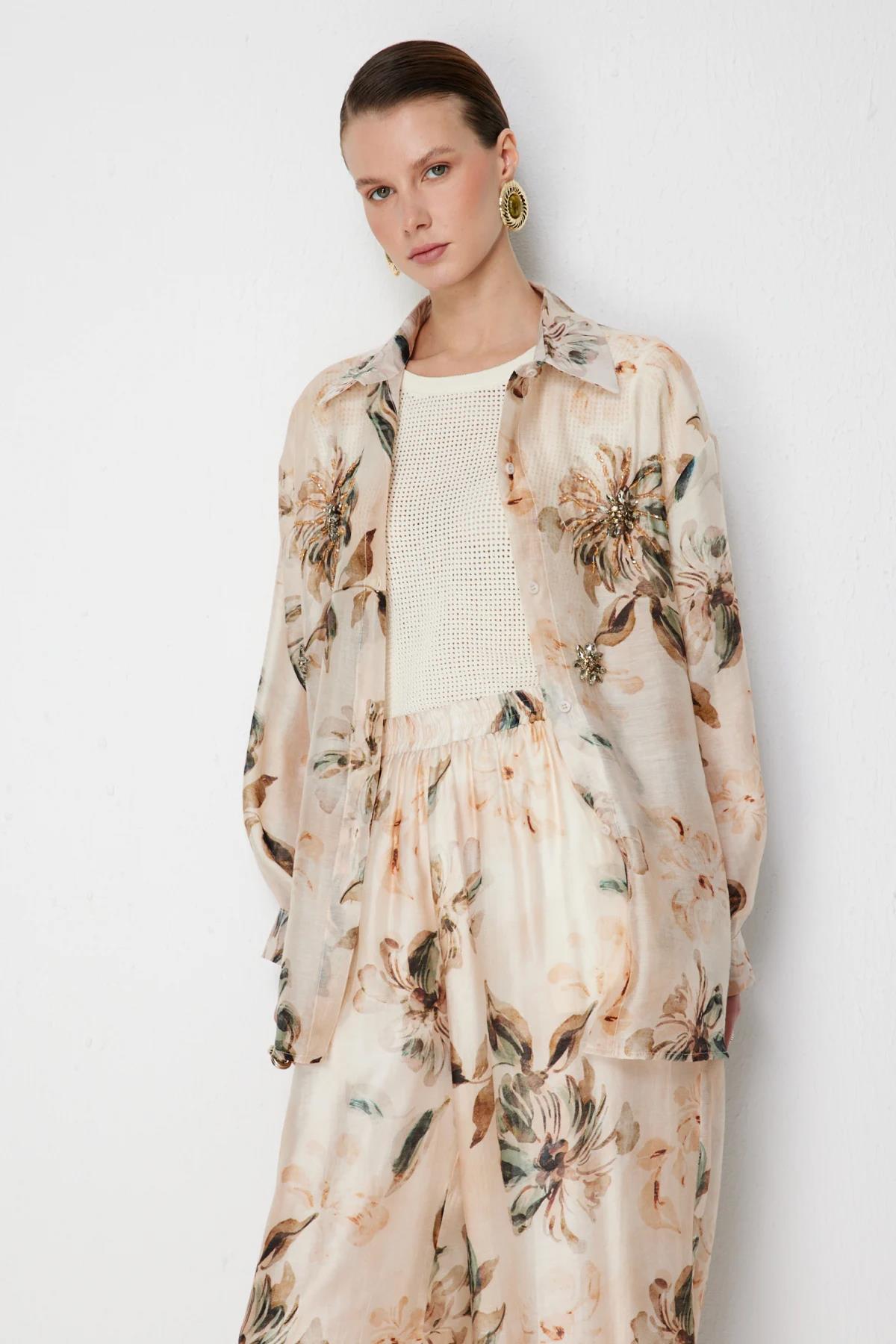 Taş İşlemeli Çiçek Desenli Tunik