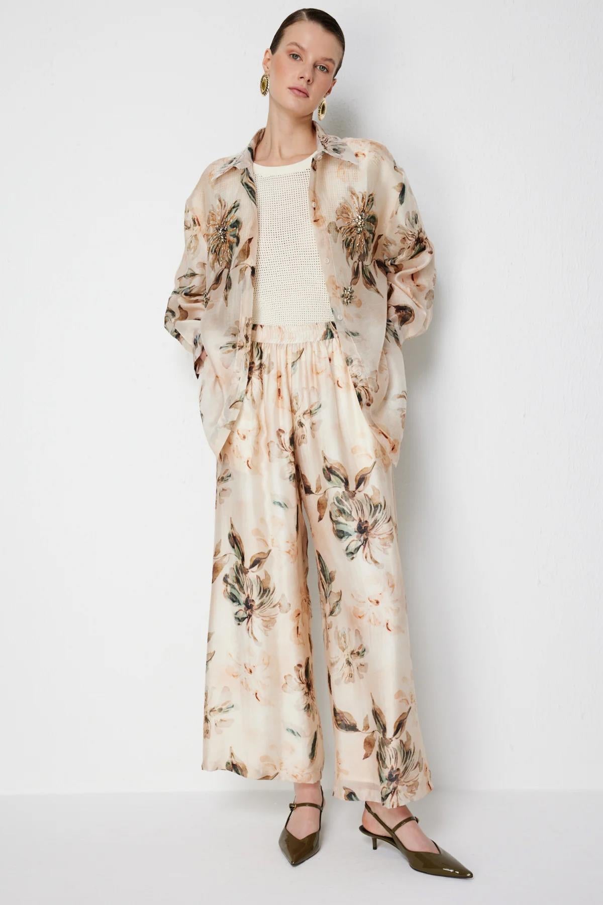 Taş İşlemeli Çiçek Desenli Tunik